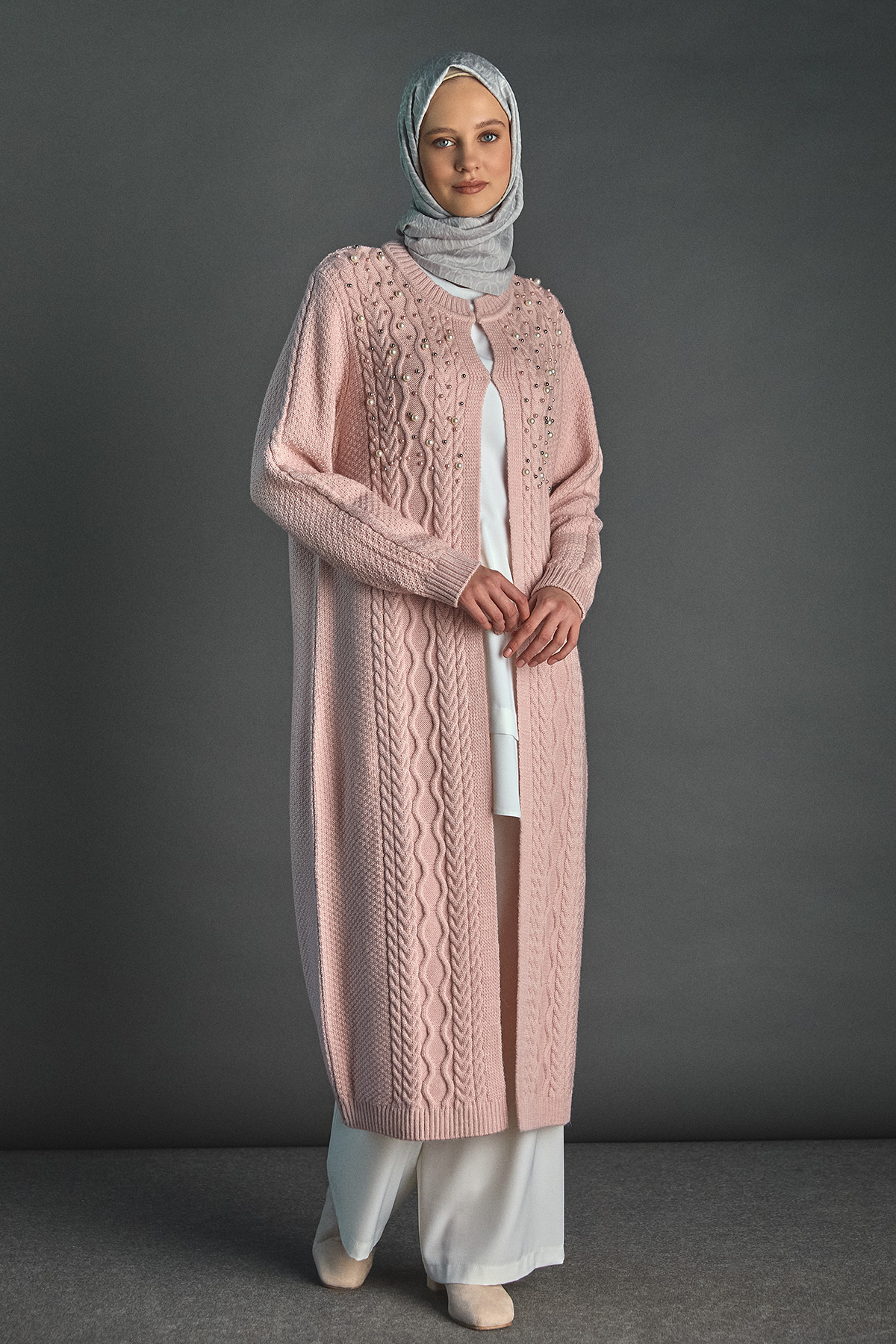 Taş ve İnci Detaylı Uzun Hırka