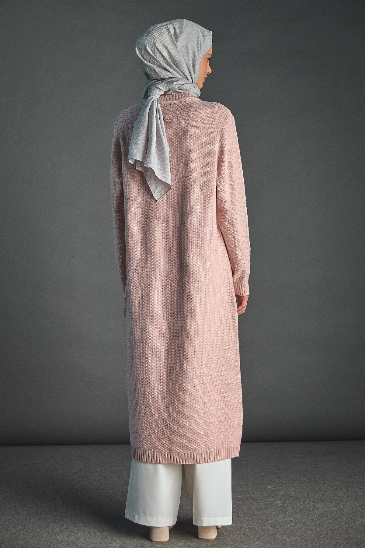 Taş ve İnci Detaylı Uzun Hırka