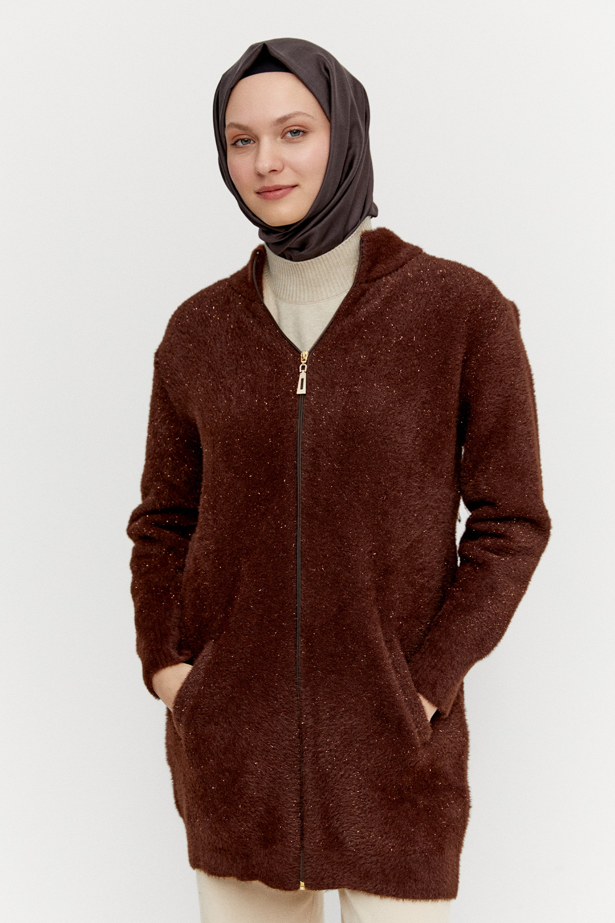 Sim Detaylı Ribanalı Triko Hırka