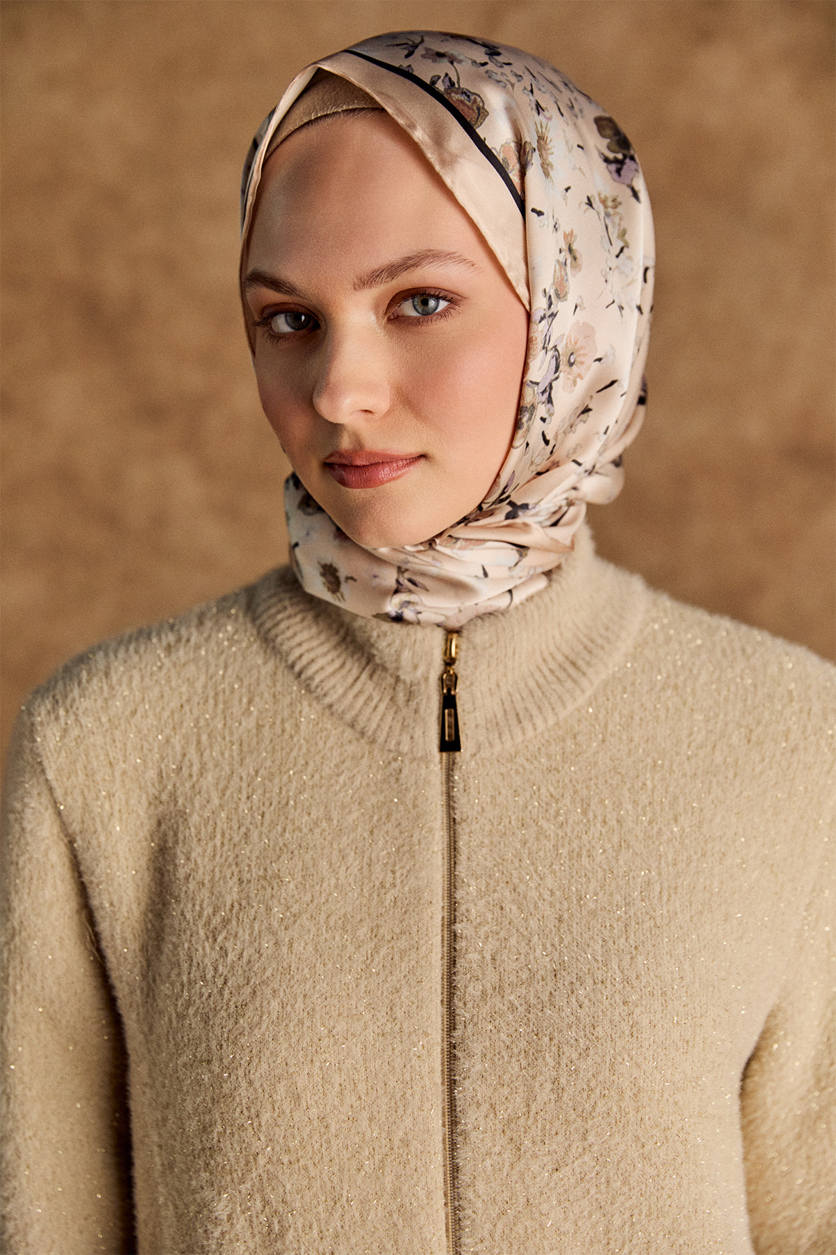 Sim Detaylı Ribanalı Triko Hırka