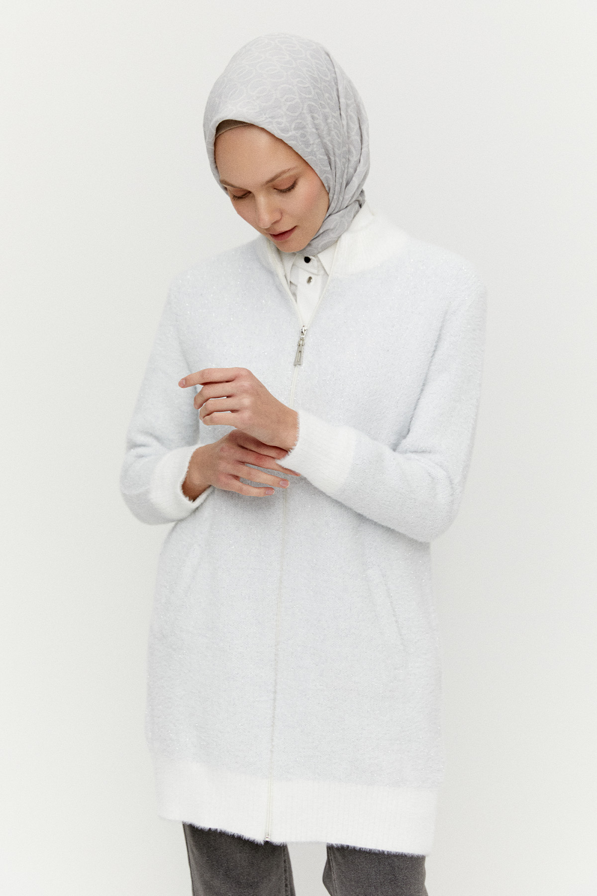 Sim Detaylı Ribanalı Triko Hırka