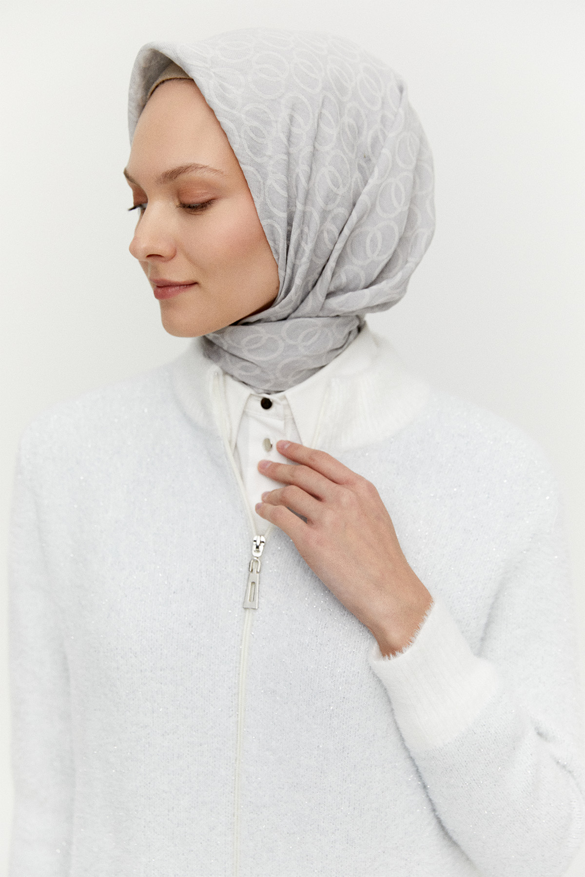 Sim Detaylı Ribanalı Triko Hırka