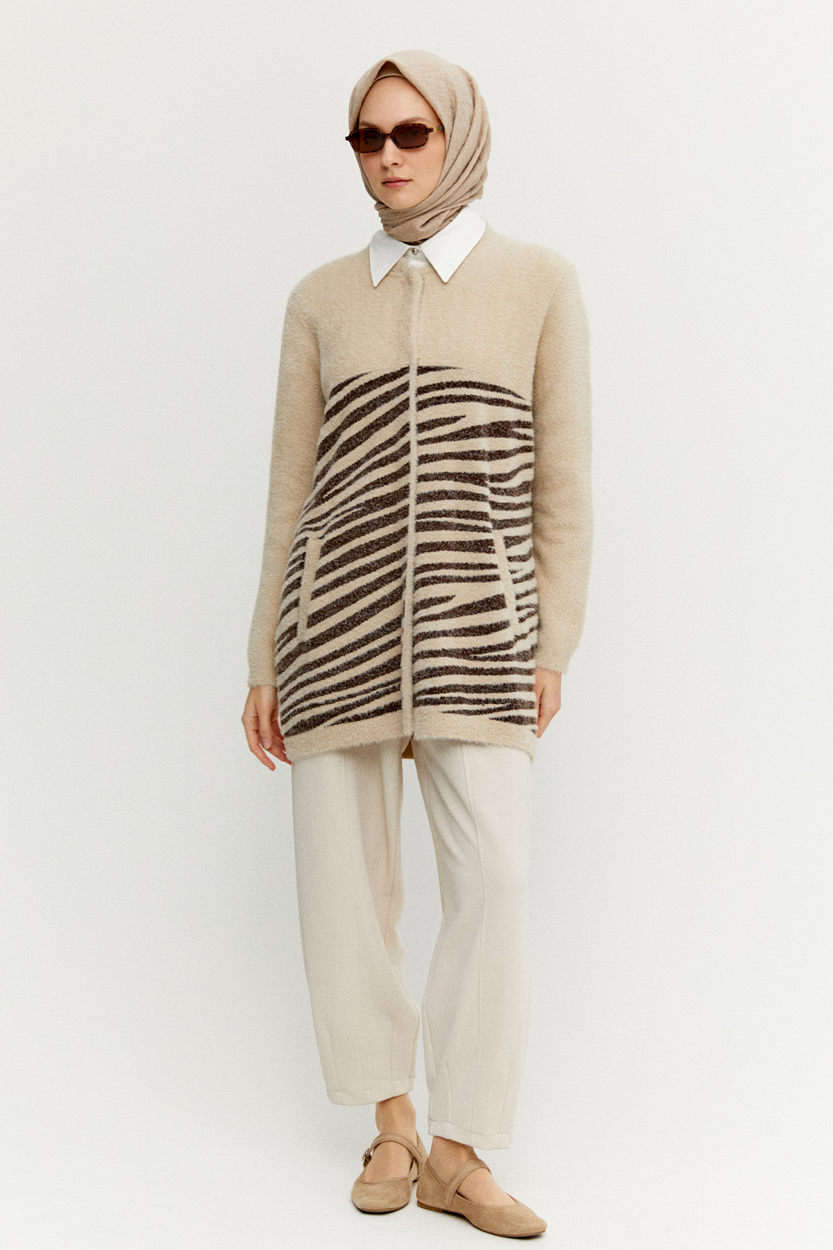 Zebra Desenli Çıt Kopçalı Triko Hırka, Tesettür Giyim