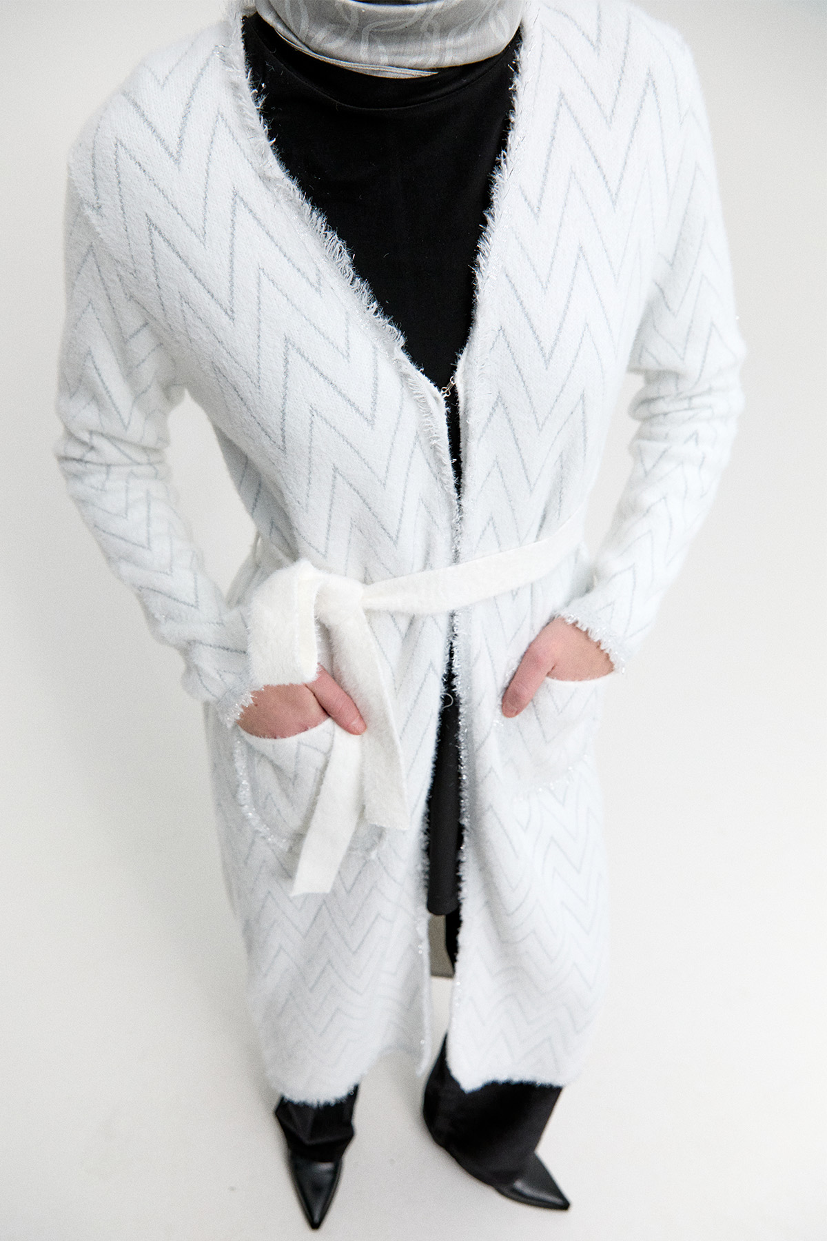 Simli Zikzak Desenli Kuşaklı Triko Hırka, Tesettür Giyim