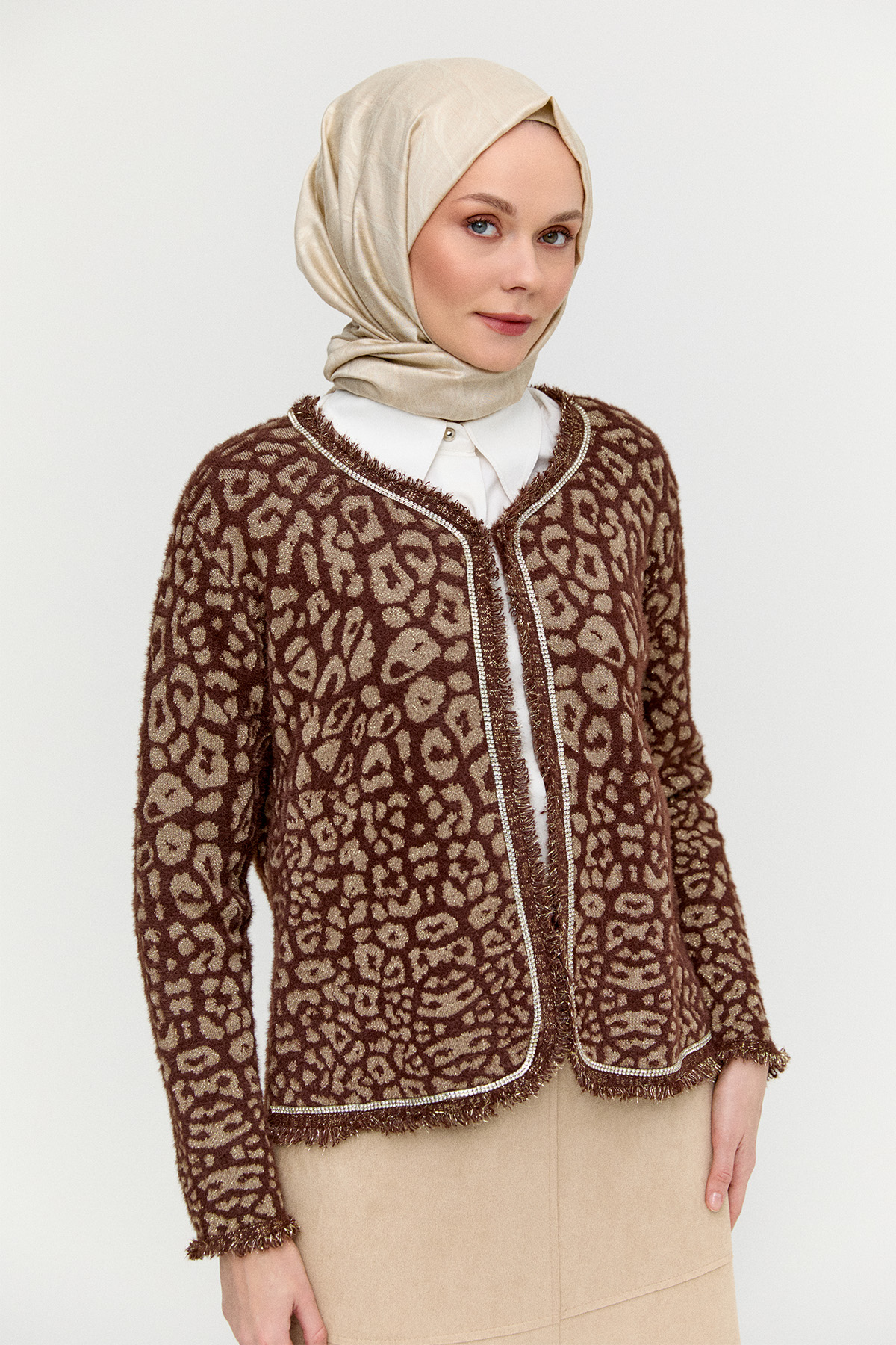 Leopar Desenli Taş İşlemeli Triko Hırka, Tesettür Giyim