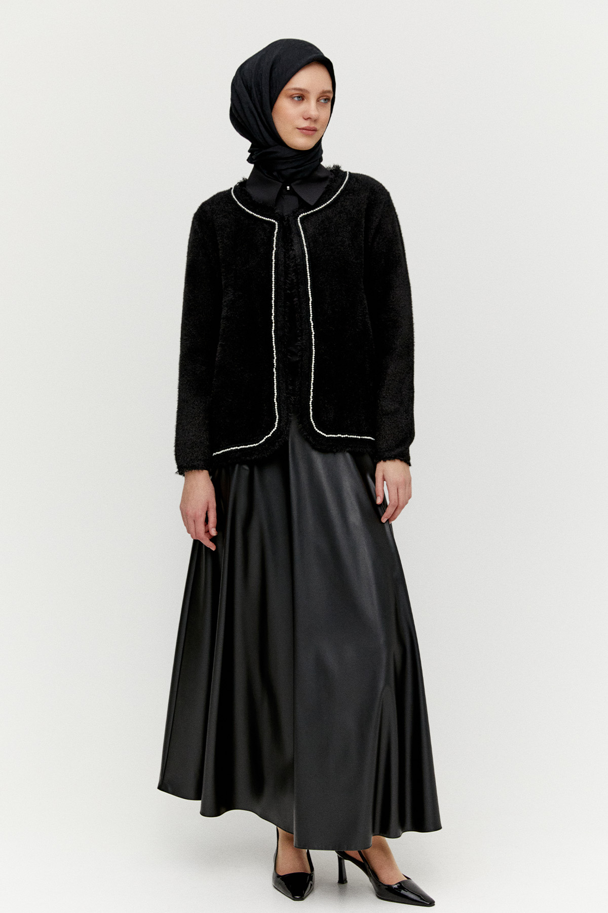 Taş Detaylı Kopçalı Triko Hırka