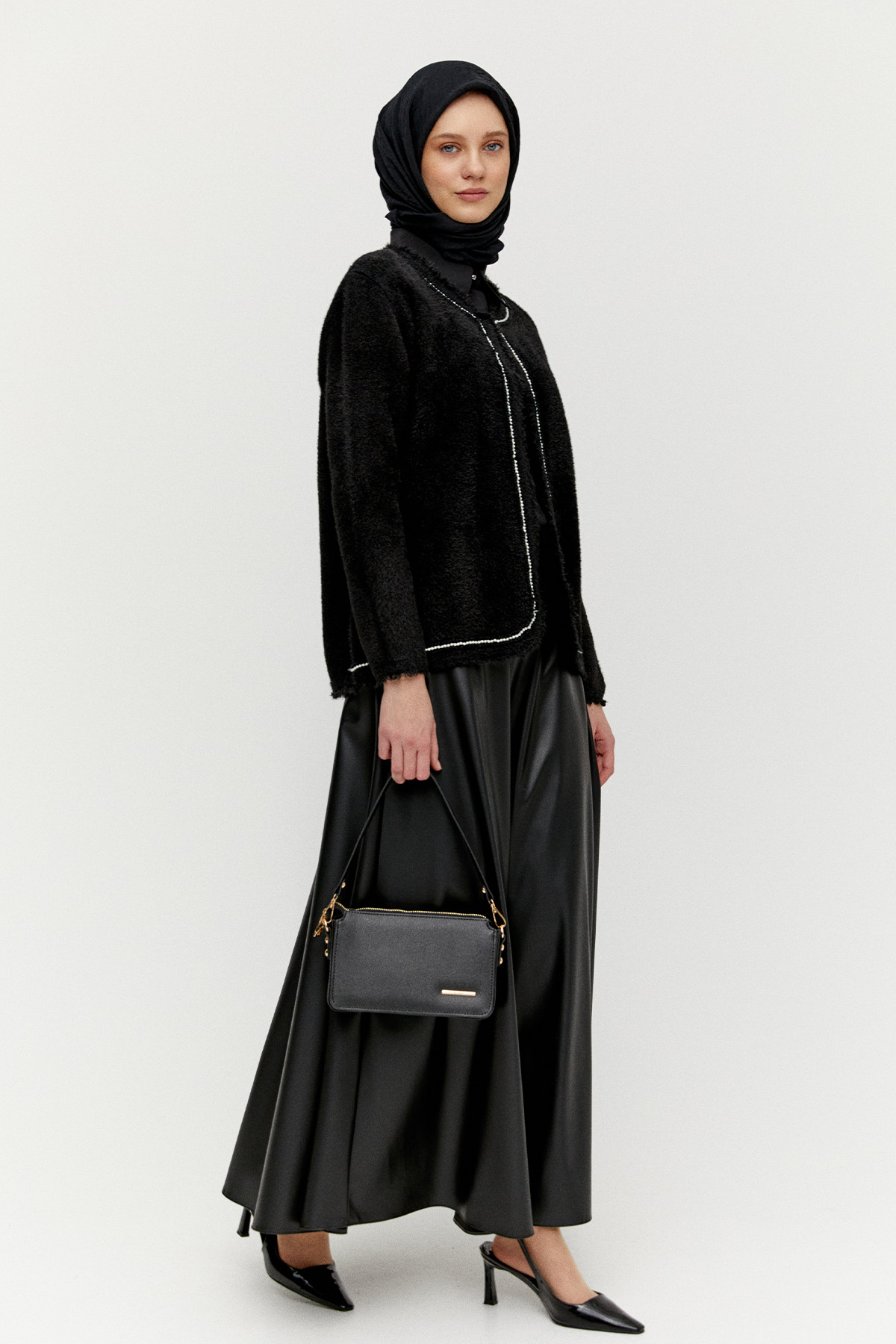 Taş Detaylı Kopçalı Triko Hırka