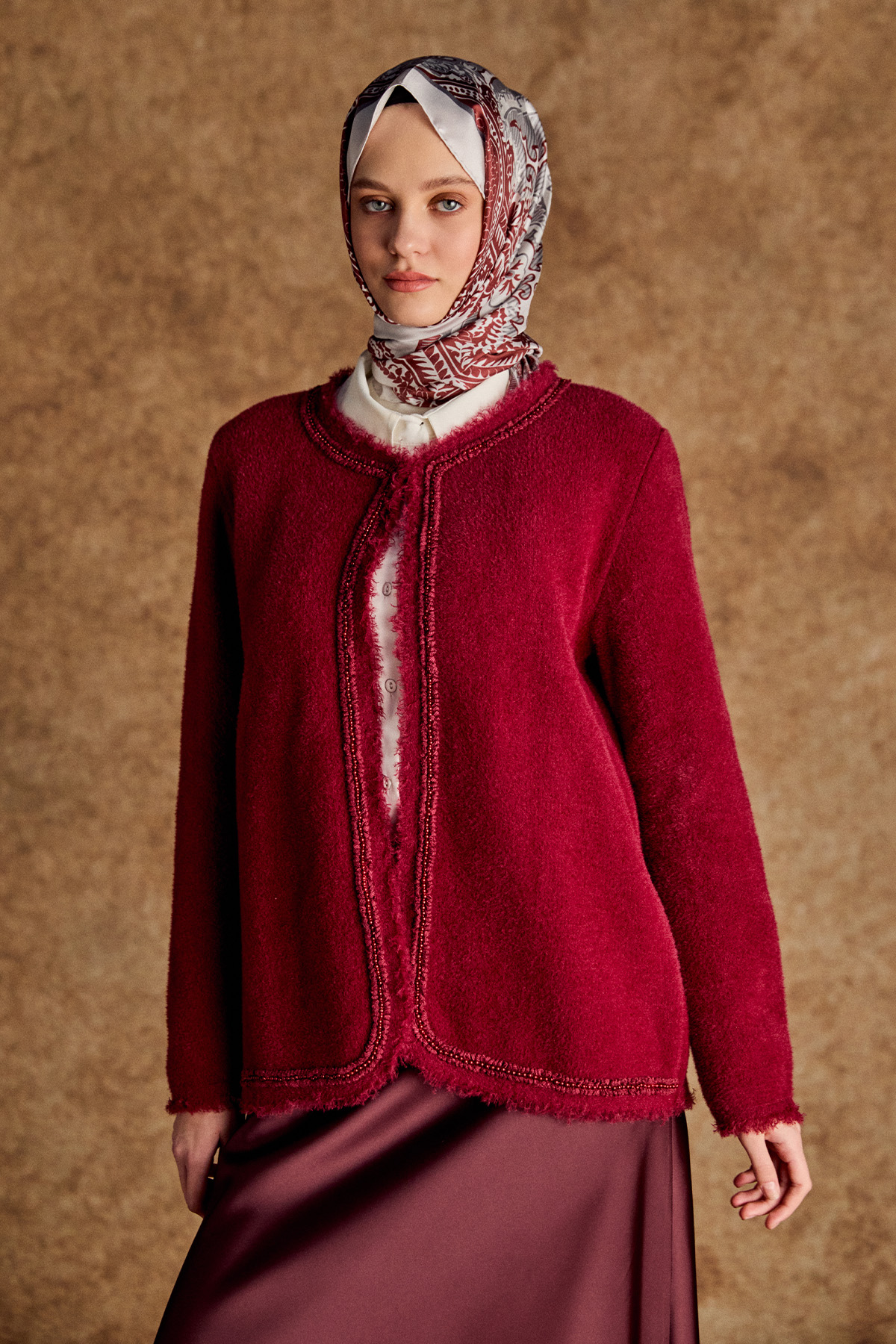 Taş Detaylı Kopçalı Triko Hırka