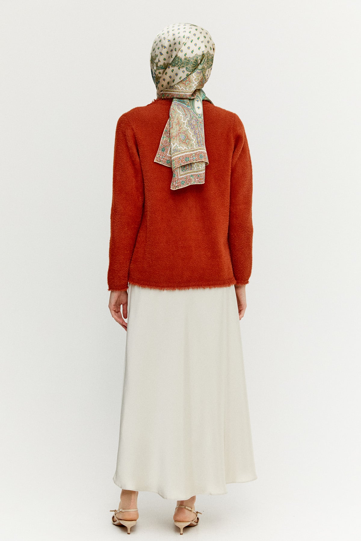 Taş Detaylı Kopçalı Triko Hırka