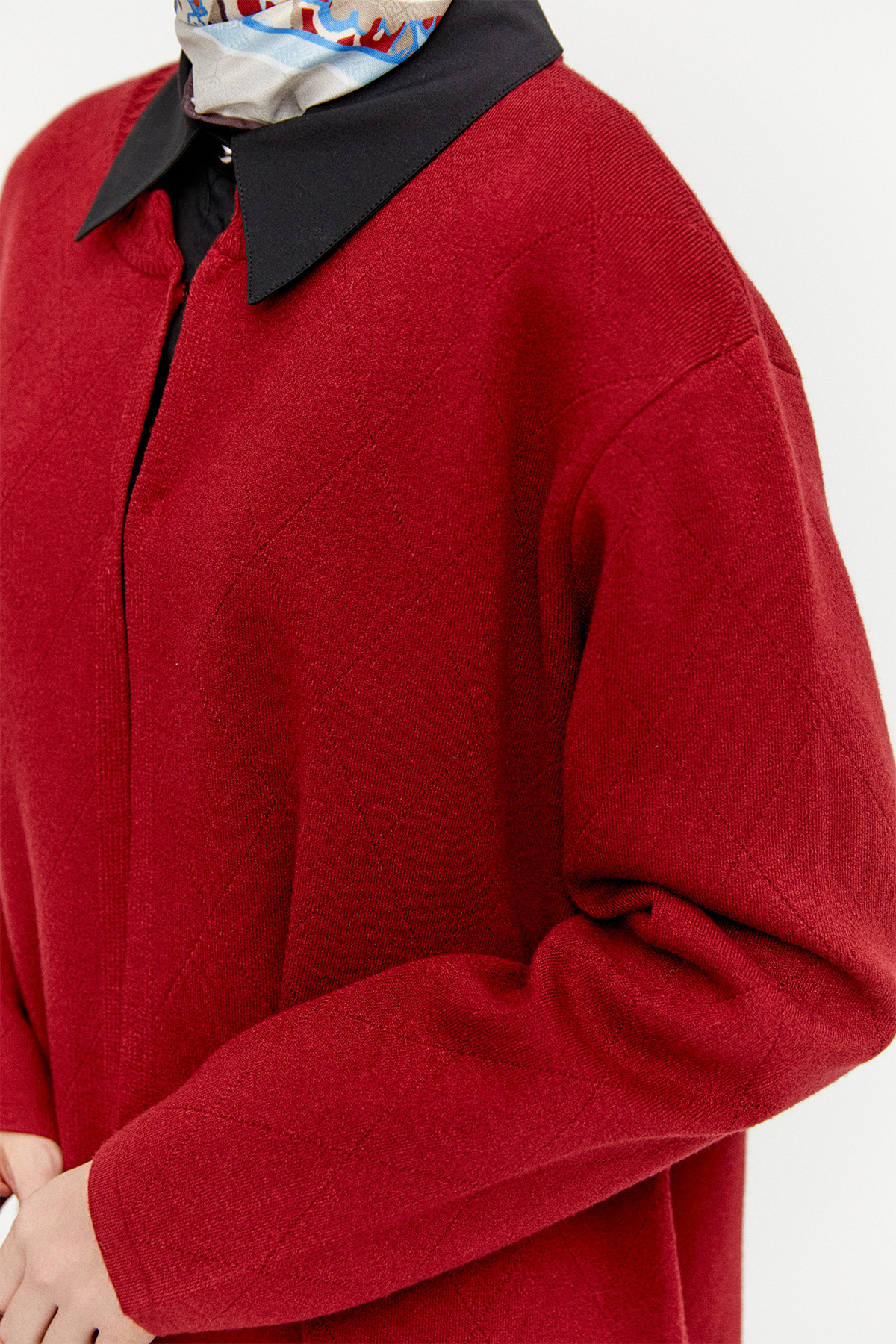 Agraf Kopçalı Baklava Desenli Triko Hırka