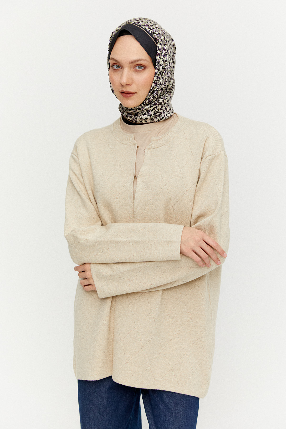 Agraf Kopçalı Baklava Desenli Triko Hırka