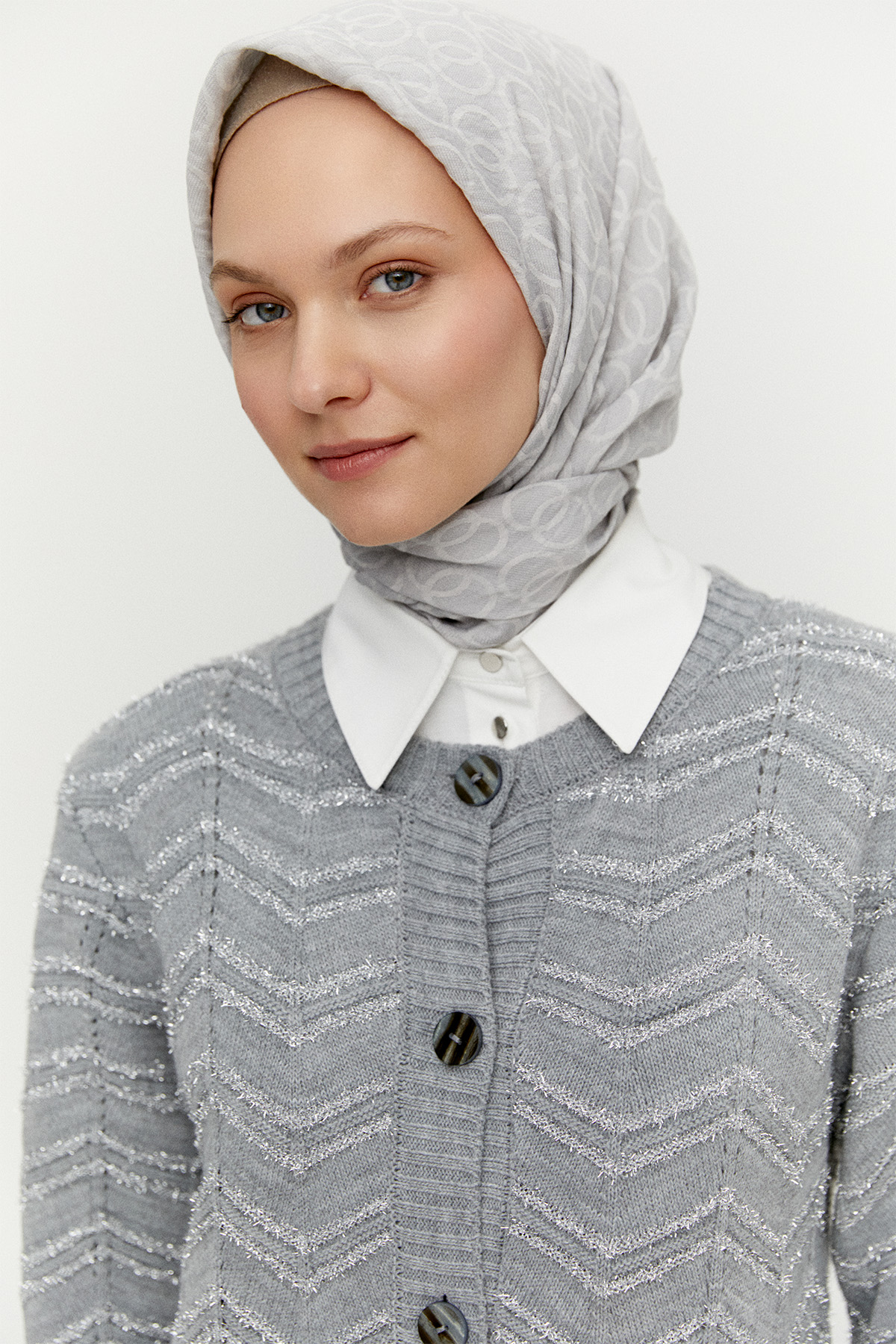 Simli Uzun Triko Hırka