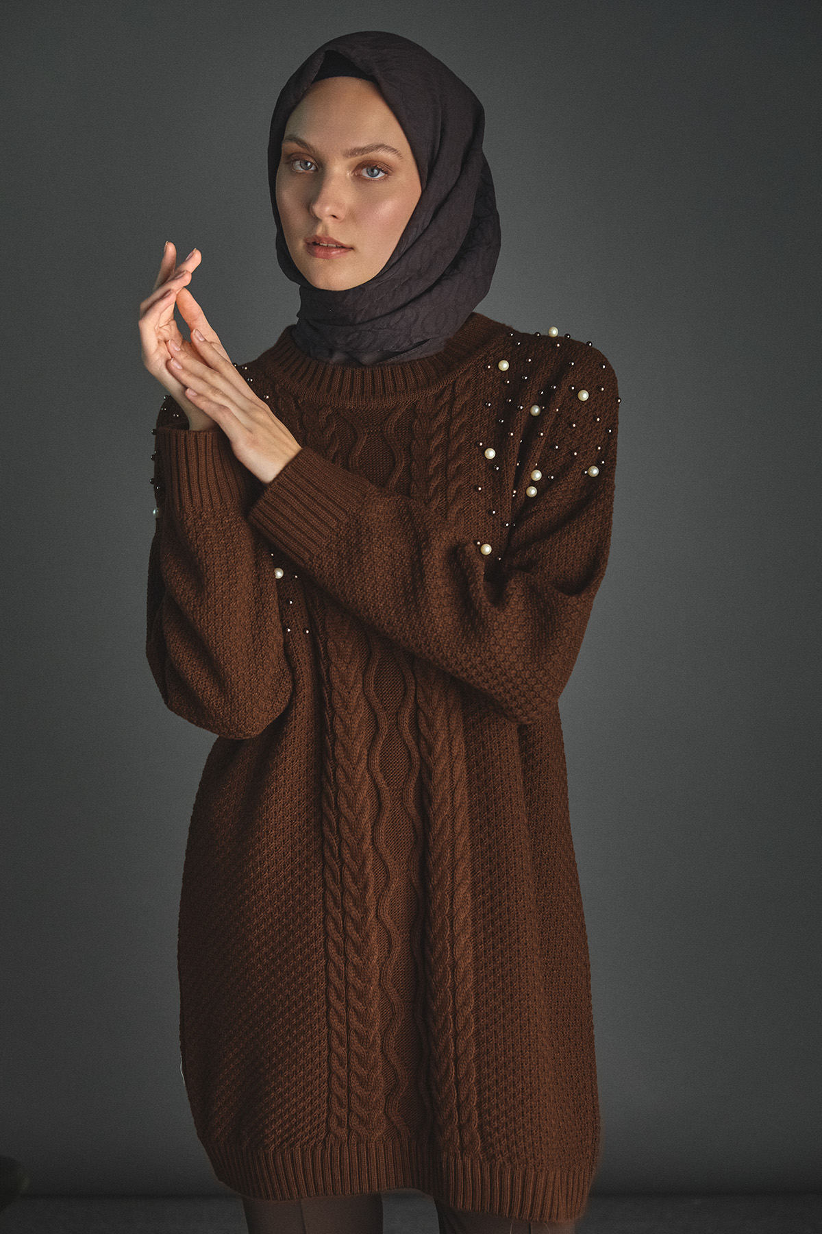 Taş Detaylı Triko Tunik