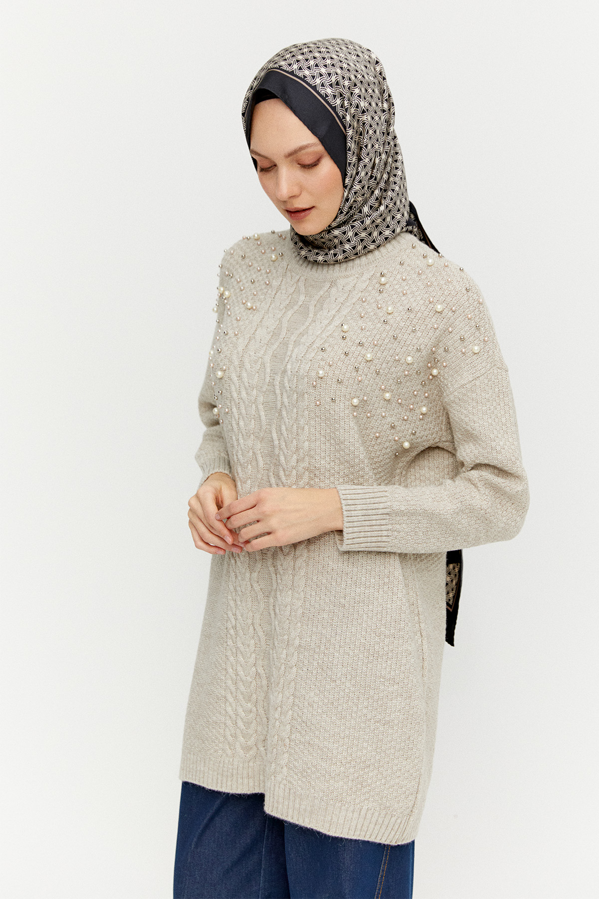 Taş Detaylı Triko Tunik