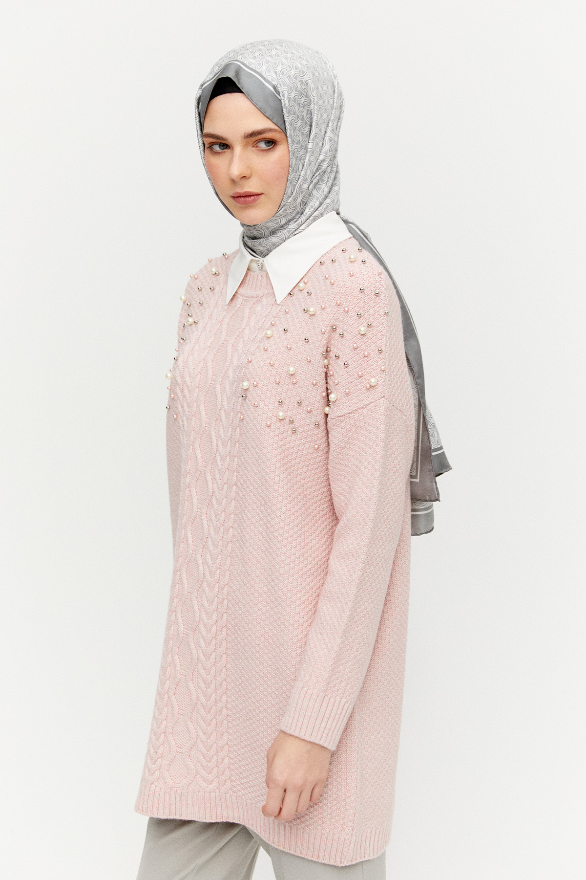 Taş Detaylı Triko Tunik