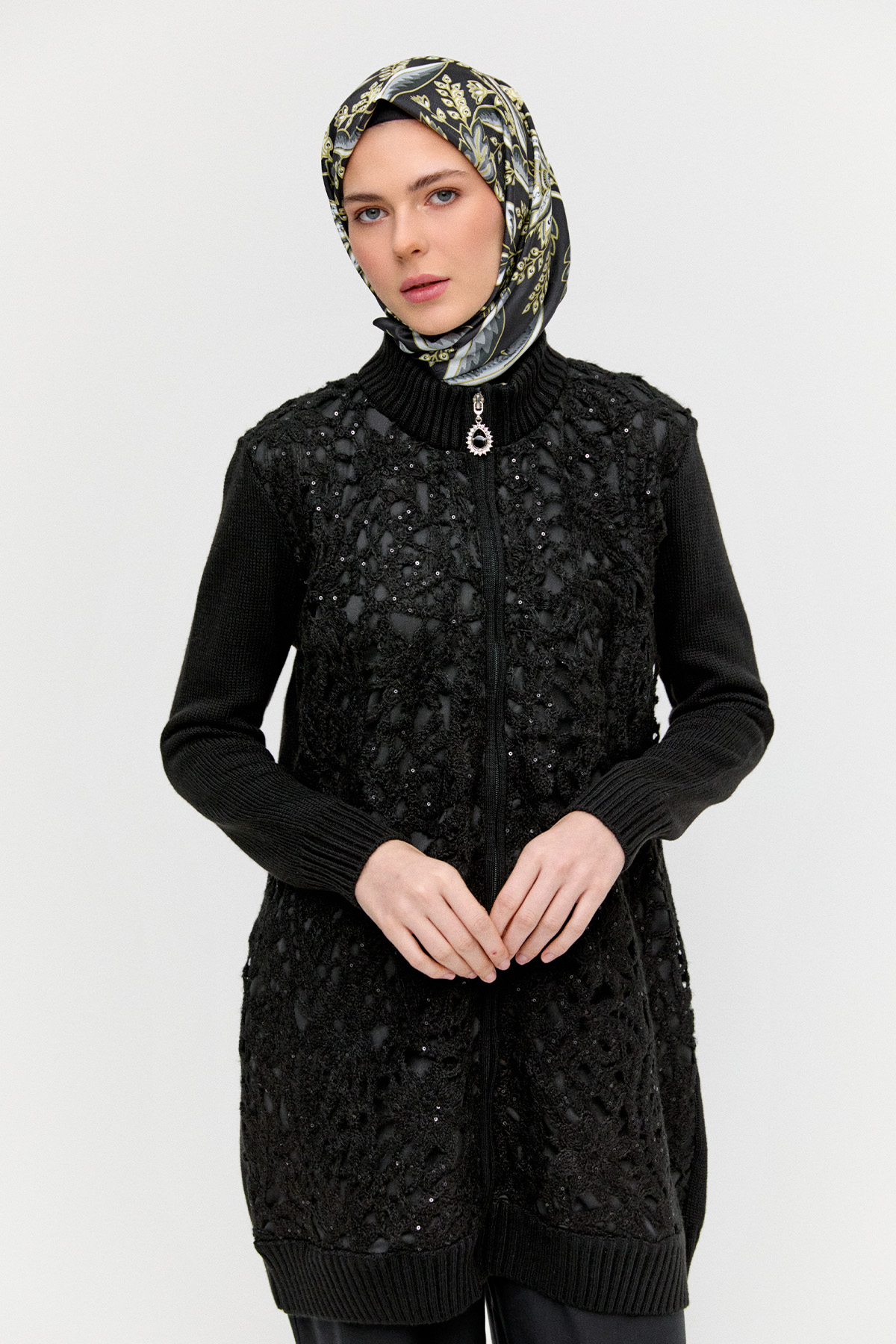 Payetli Çiçek Motifli Triko Hırka, Tesettür Giyim