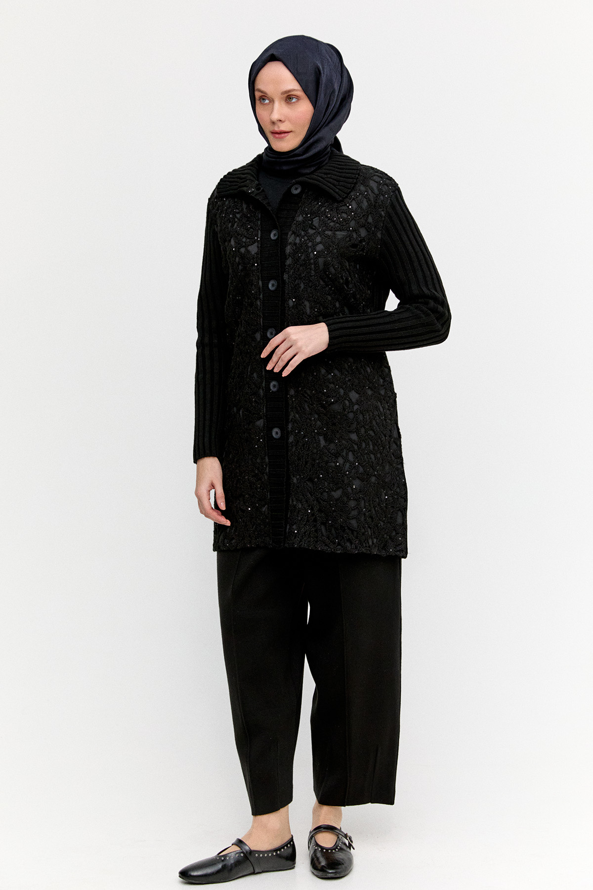 Çiçek Desenli Triko Hırka, Tesettür Giyim