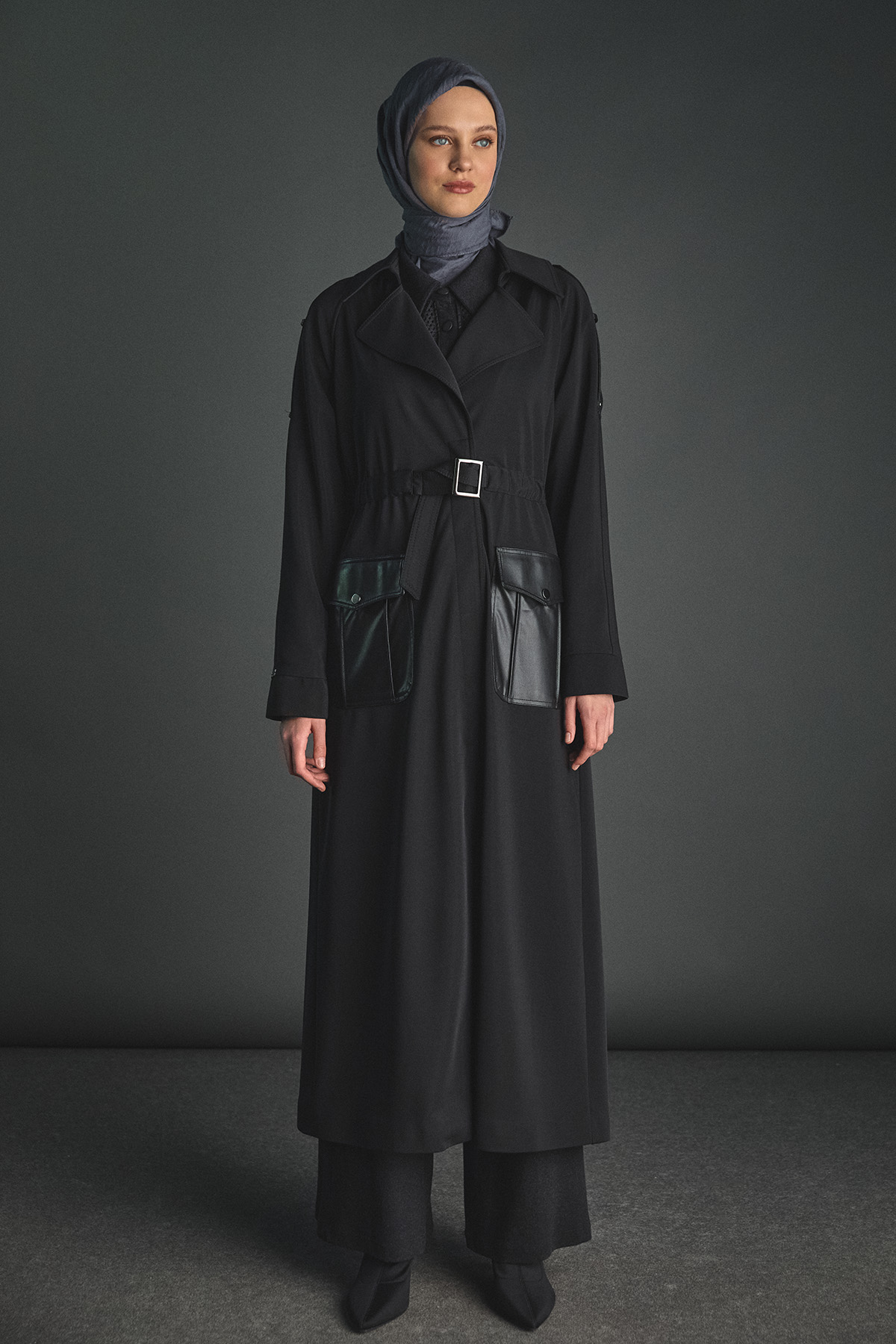 Deri Kombinli Kuşgözü Detaylı Kap