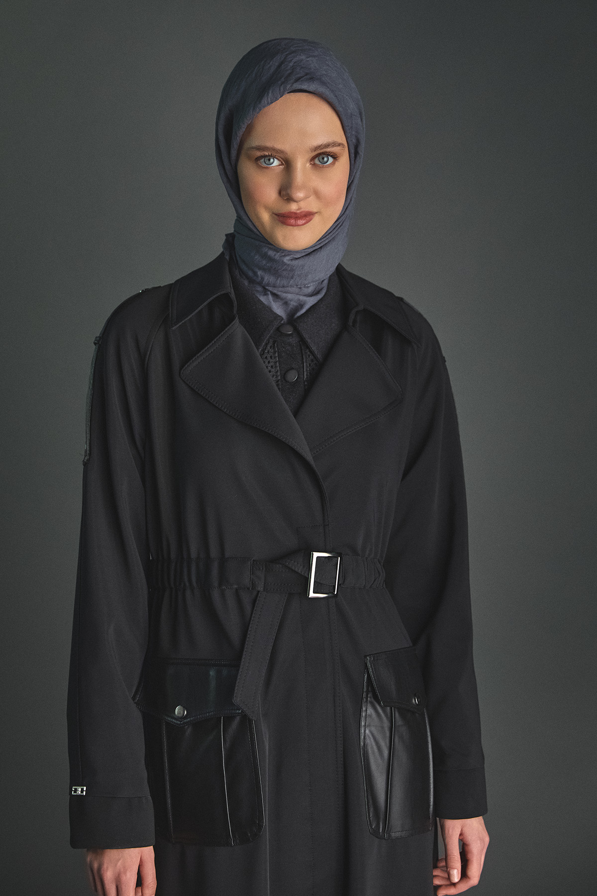 Deri Kombinli Kuşgözü Detaylı Kap