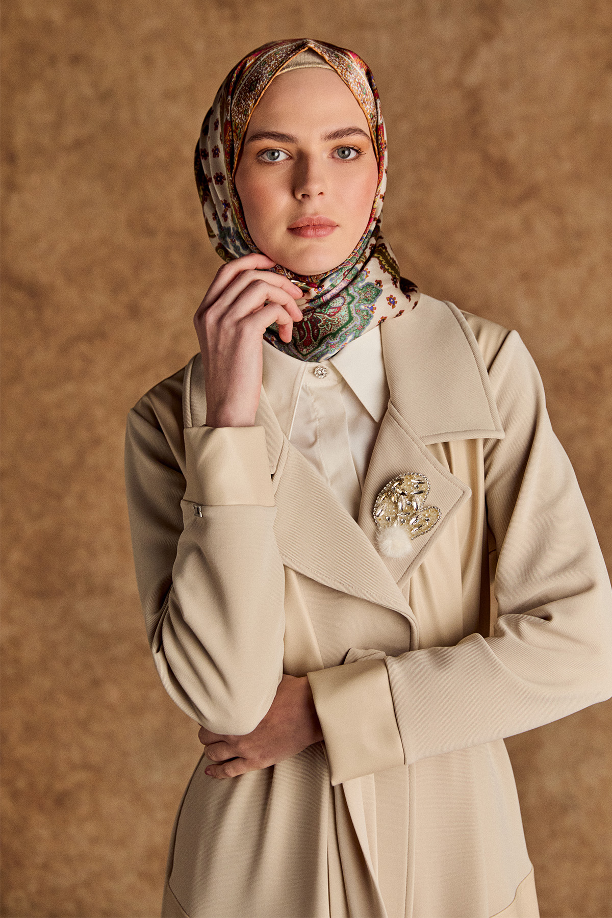 Deri Detaylı Kuşaklı Ceket Yaka Kap