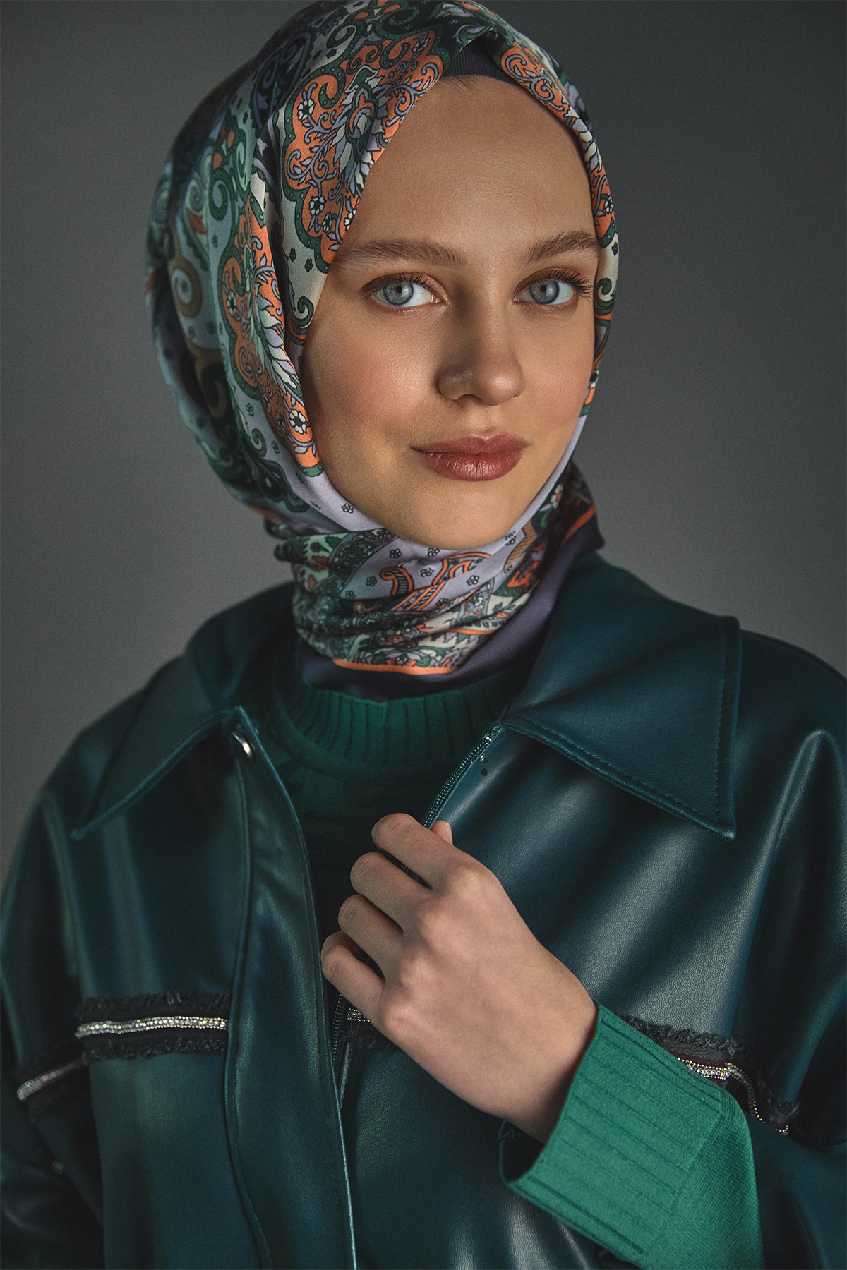 Taş Şeritli Suni Deri Ceket