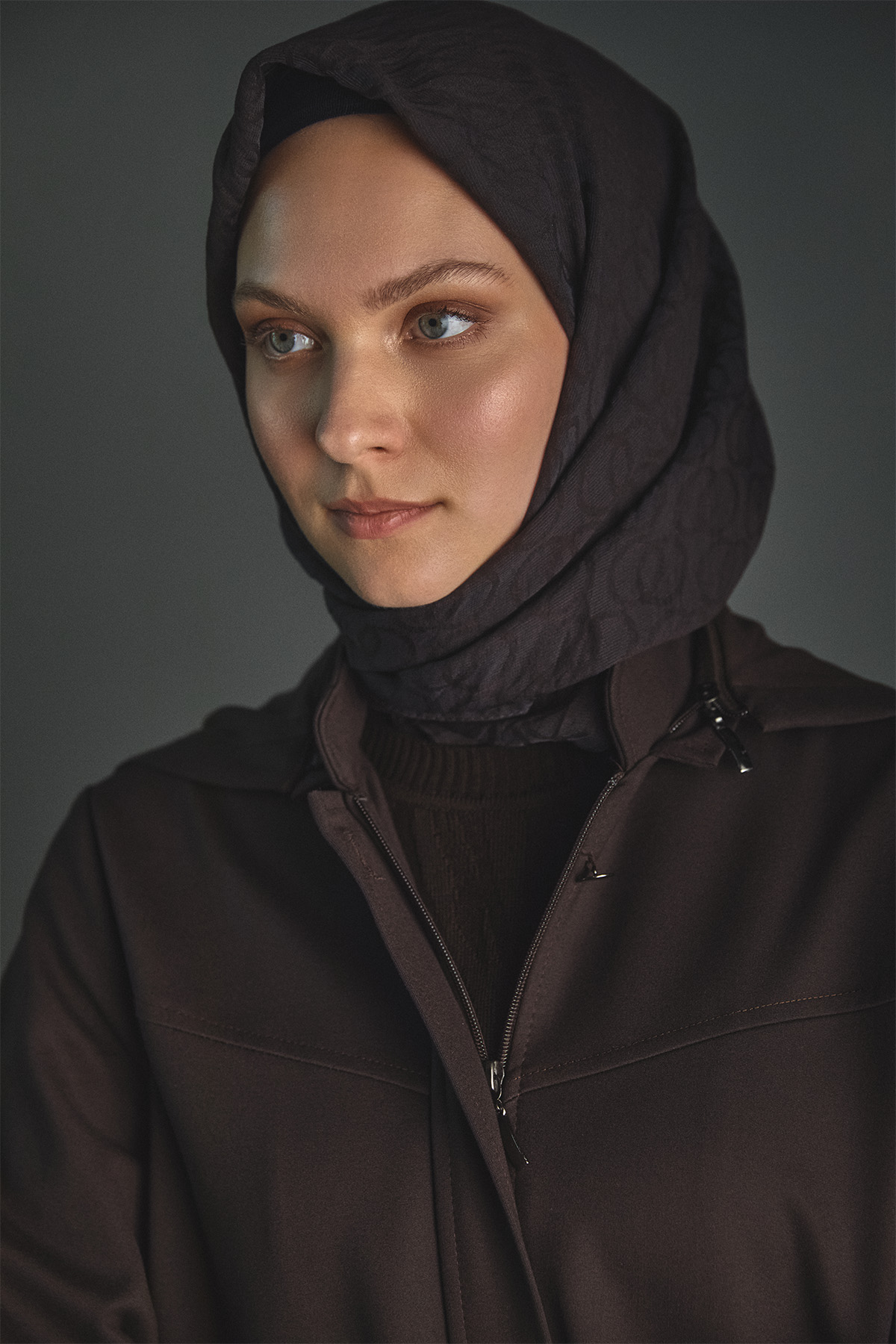 Çıkarılabilir Kapüşonlu Fermuarlı Kap