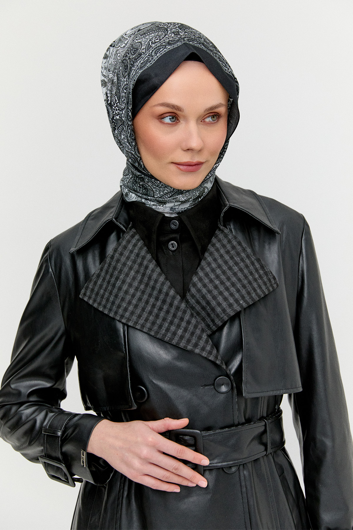 Kemerli Suni Deri Trençkot, Tesettür Giyim