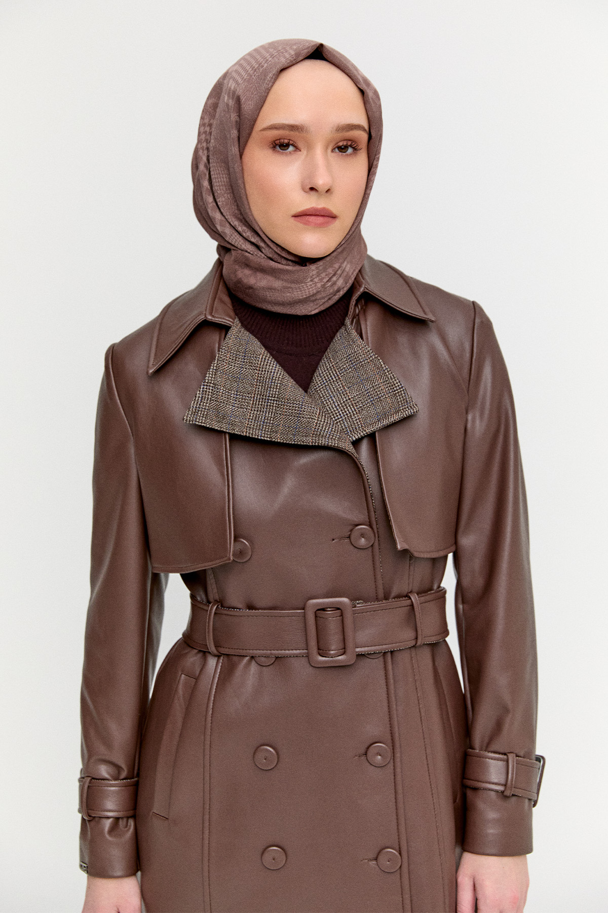 Kemerli Suni Deri Trençkot, Tesettür Giyim