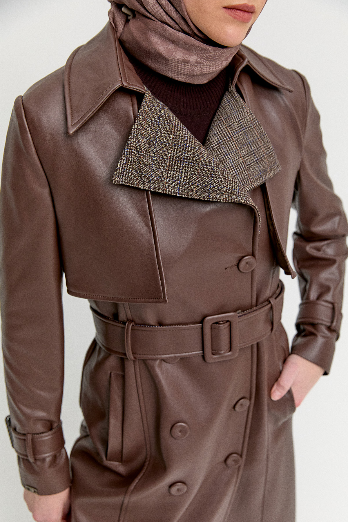 Kemerli Suni Deri Trençkot, Tesettür Giyim