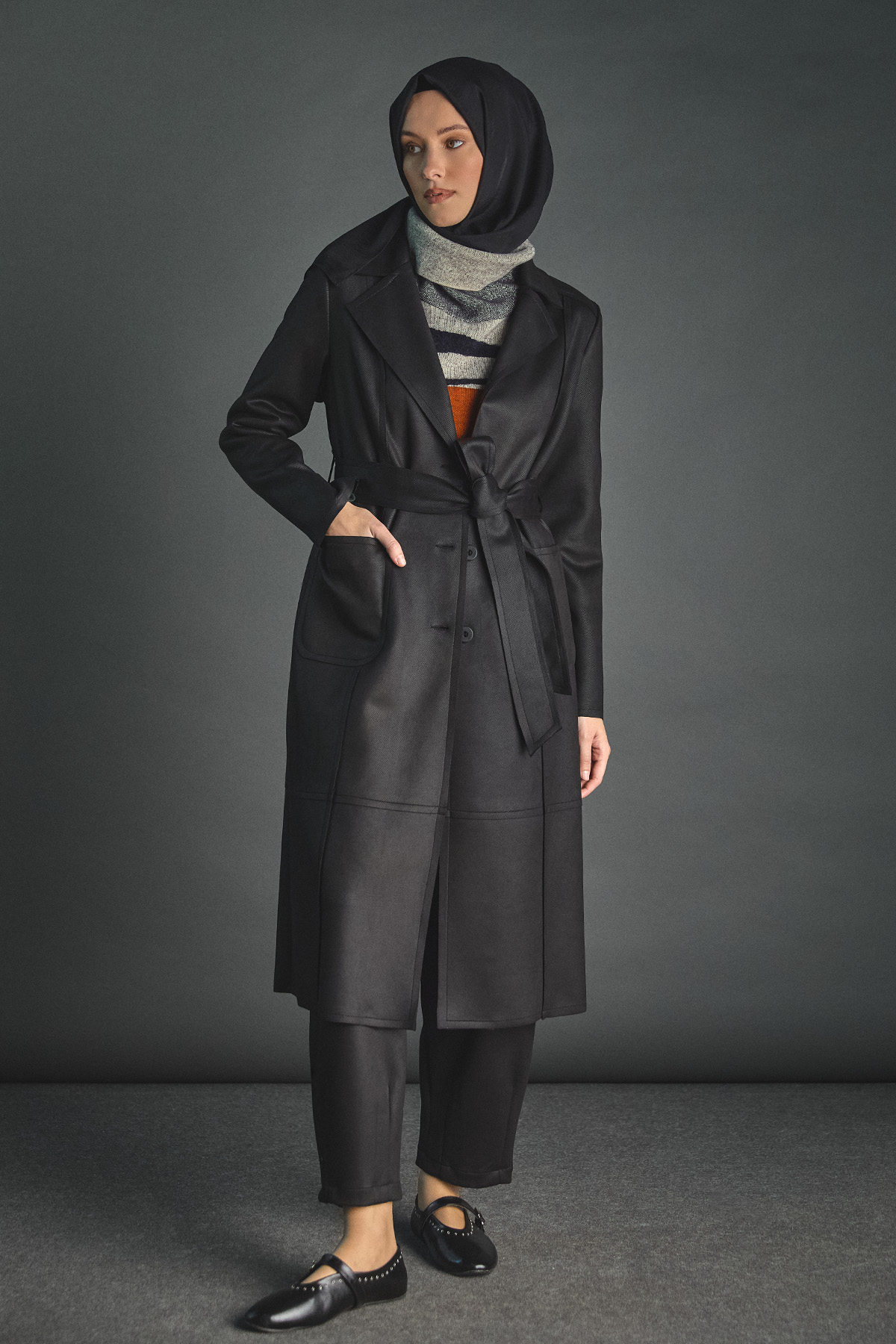 Kuşaklı Süet Görünümlü Kap