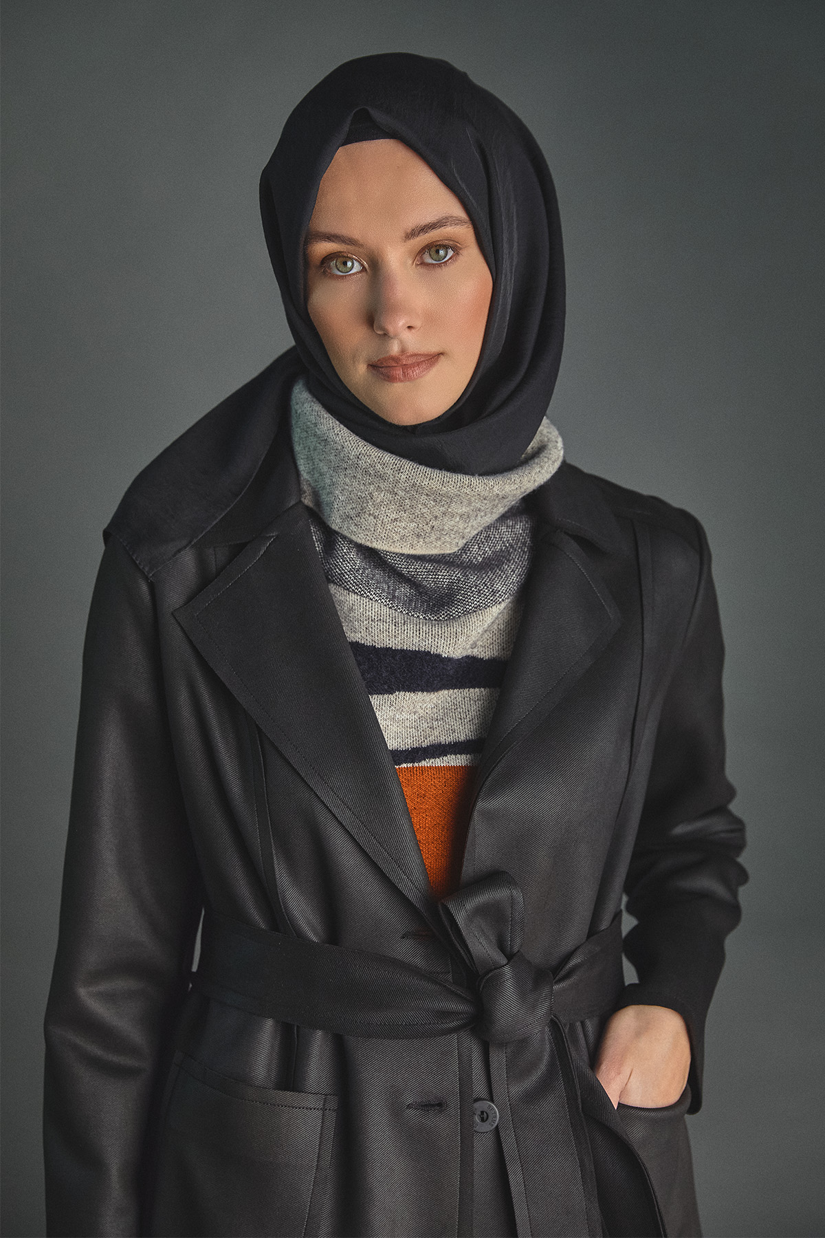 Kuşaklı Süet Görünümlü Kap