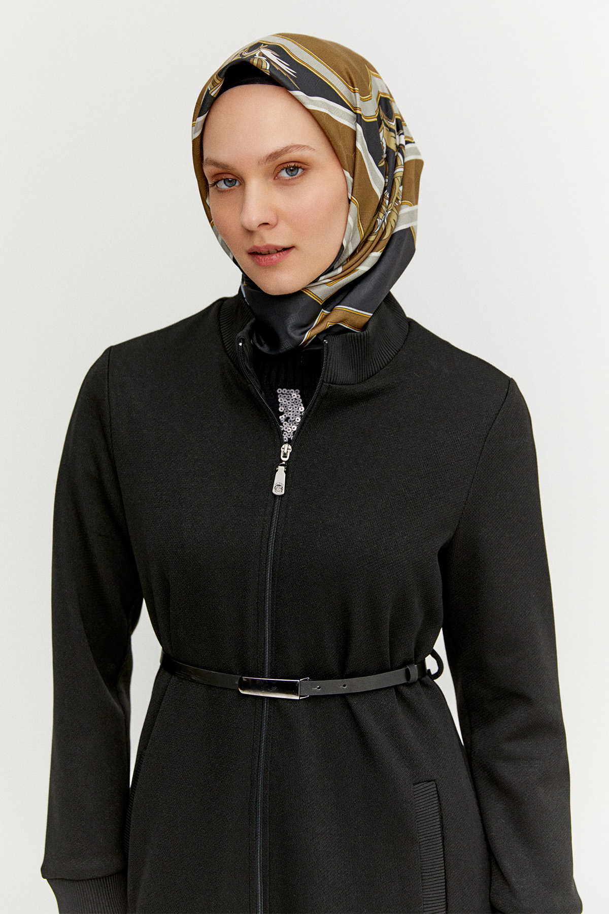 Kemerli Fermuarlı Uzun Kap, Tesettür Giyim