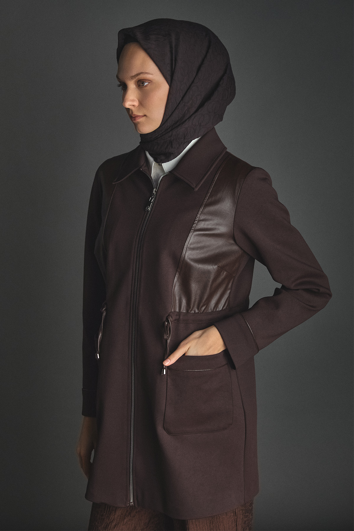 Deri Kombinli Kuşaklı Kap