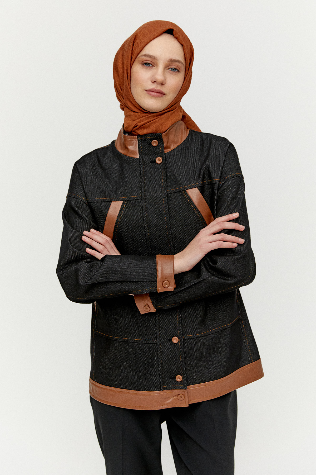 Fermuarlı Oversize Denim Kap