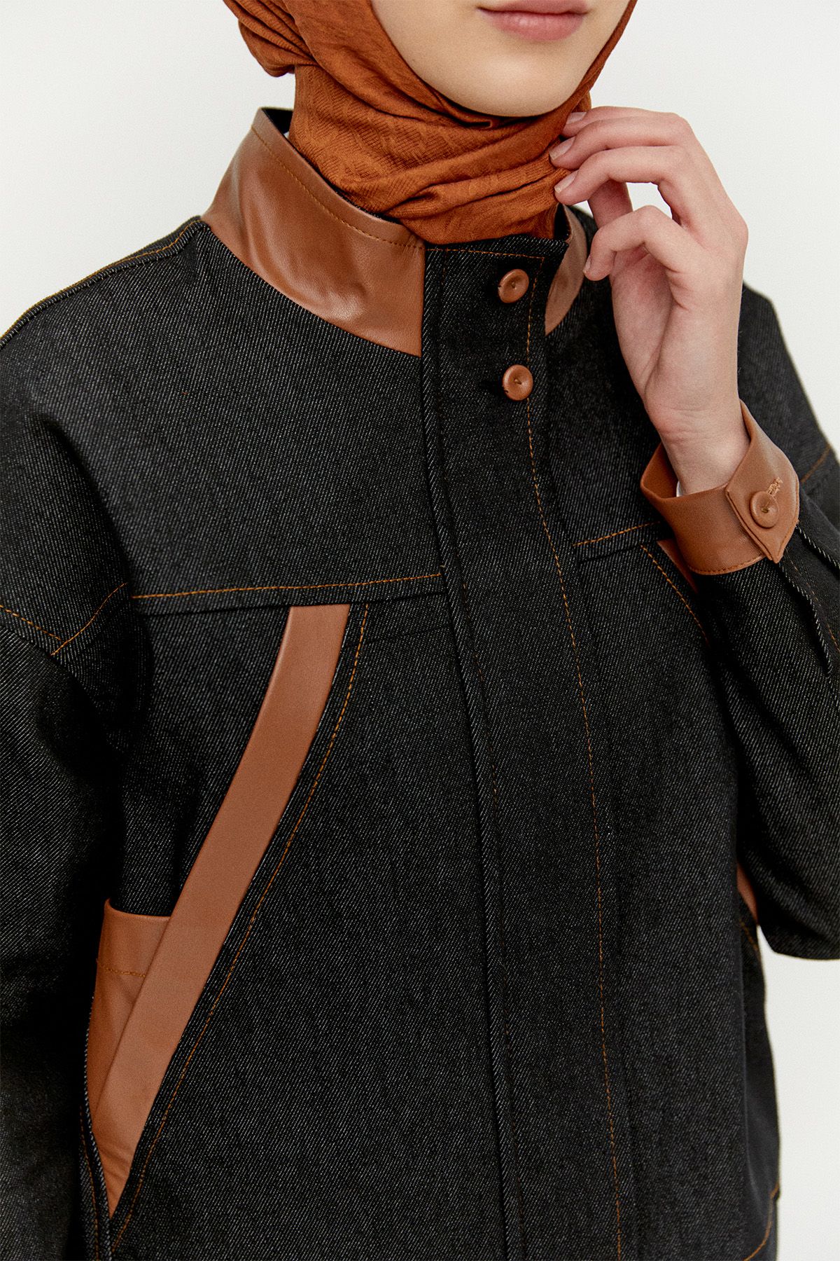 Fermuarlı Oversize Denim Kap