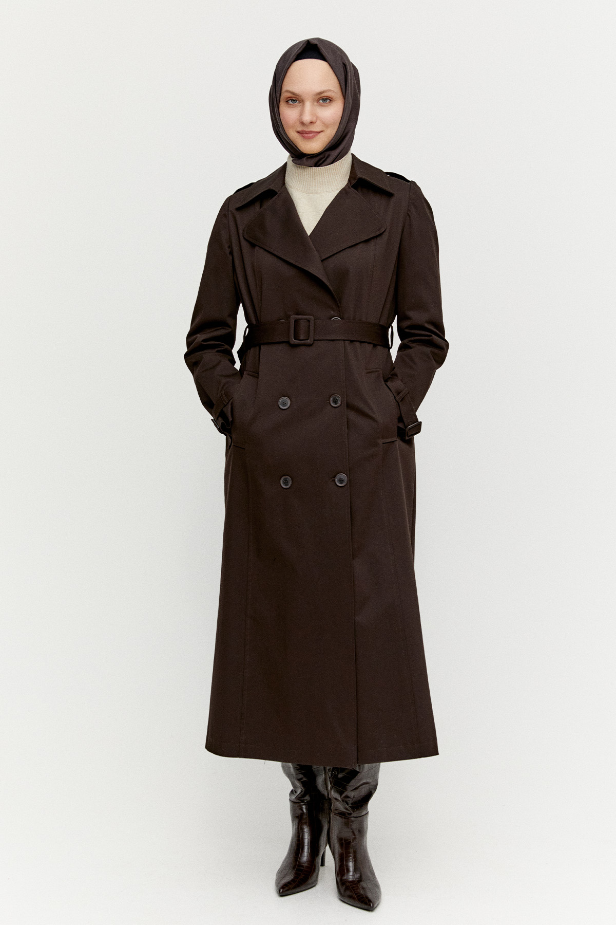 Kruvaze Paraşüt Detaylı Pamuk Kap