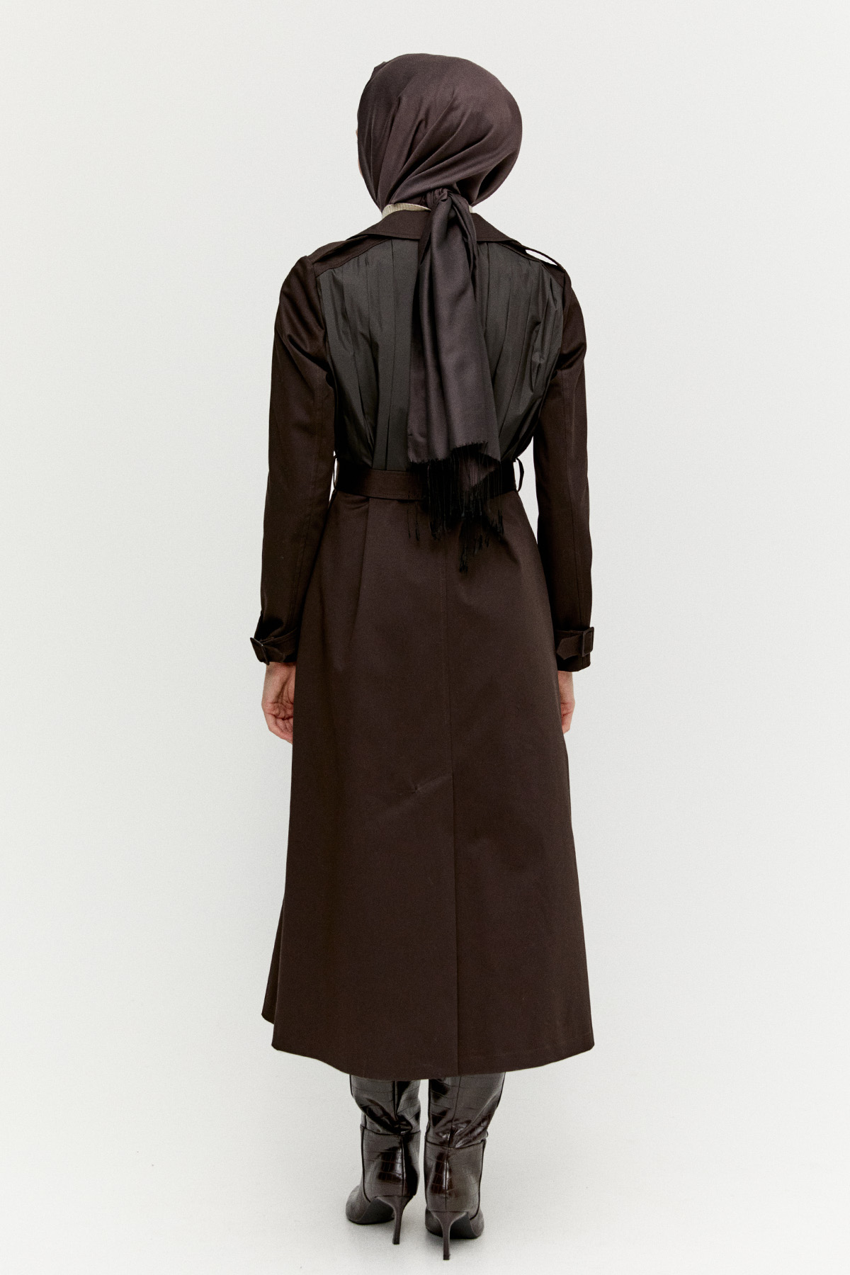 Kruvaze Paraşüt Detaylı Pamuk Kap