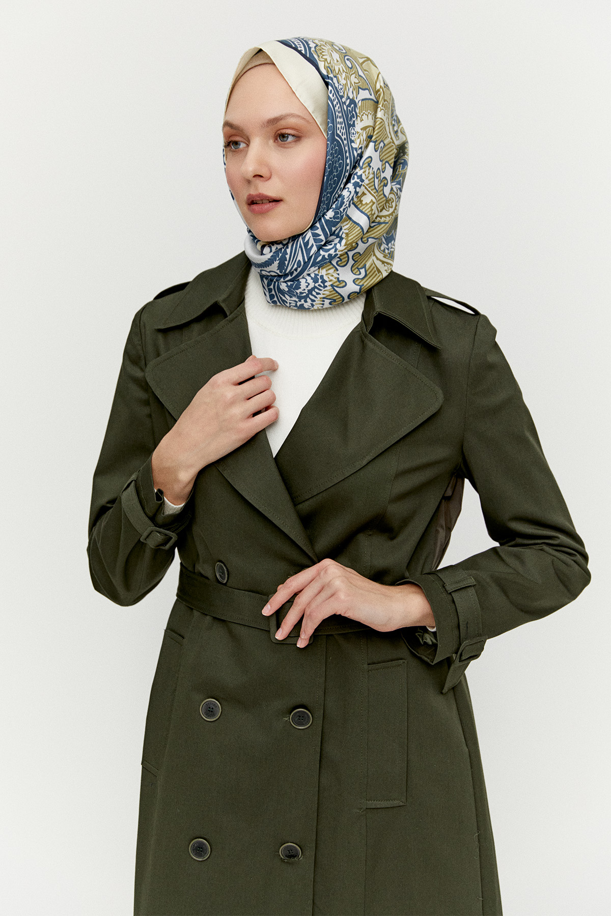 Kruvaze Paraşüt Detaylı Pamuk Kap