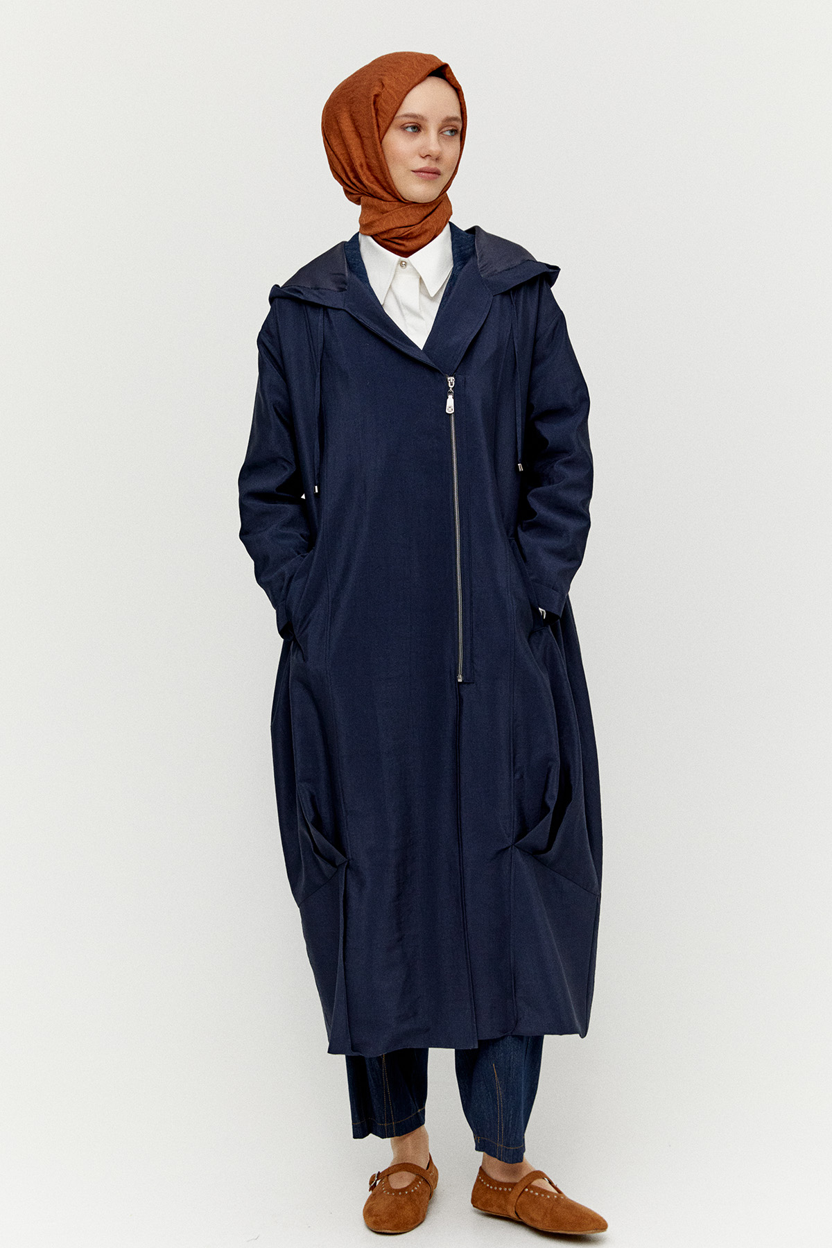 Pilikaşe Detaylı Kruvaze Kapüşonlu Kap