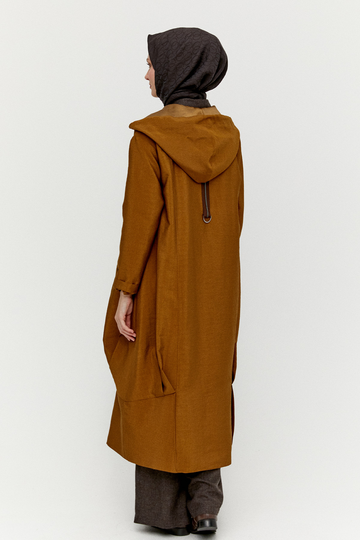 Pilikaşe Detaylı Kruvaze Kapüşonlu Kap