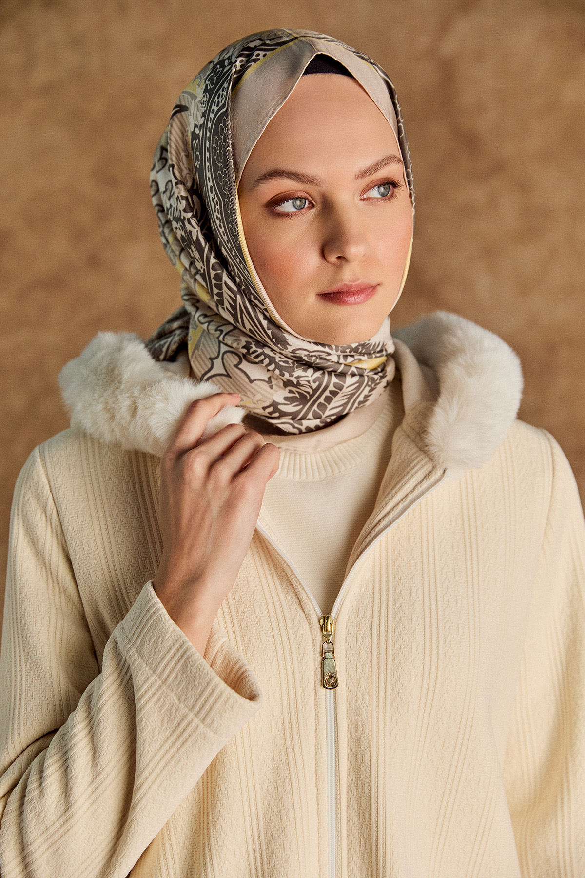 Suni Kürk Kapüşonlu Dokulu Kap