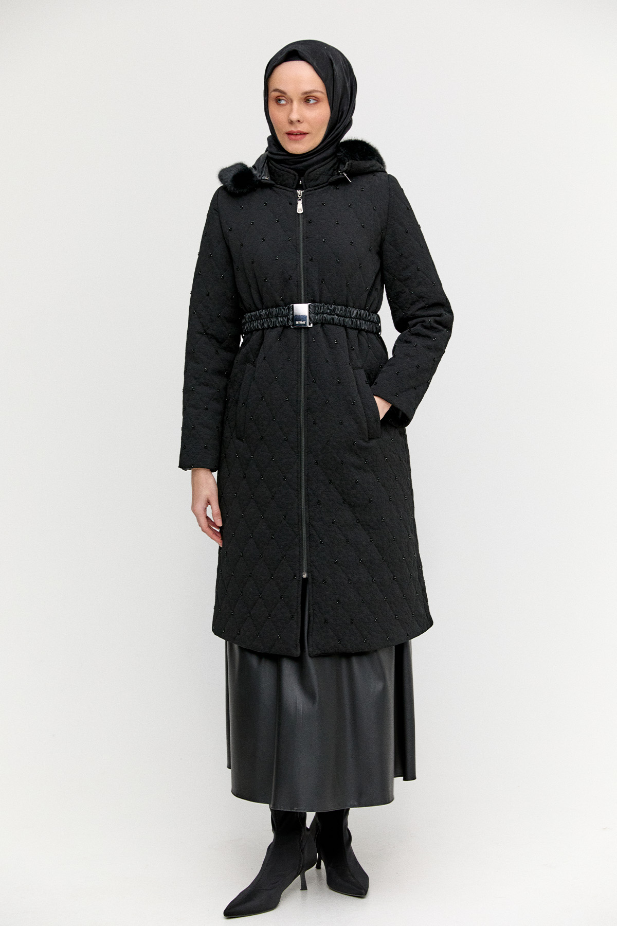 Seyyar Kapüşonlu Taşlı Kaban, Tesettür Giyim