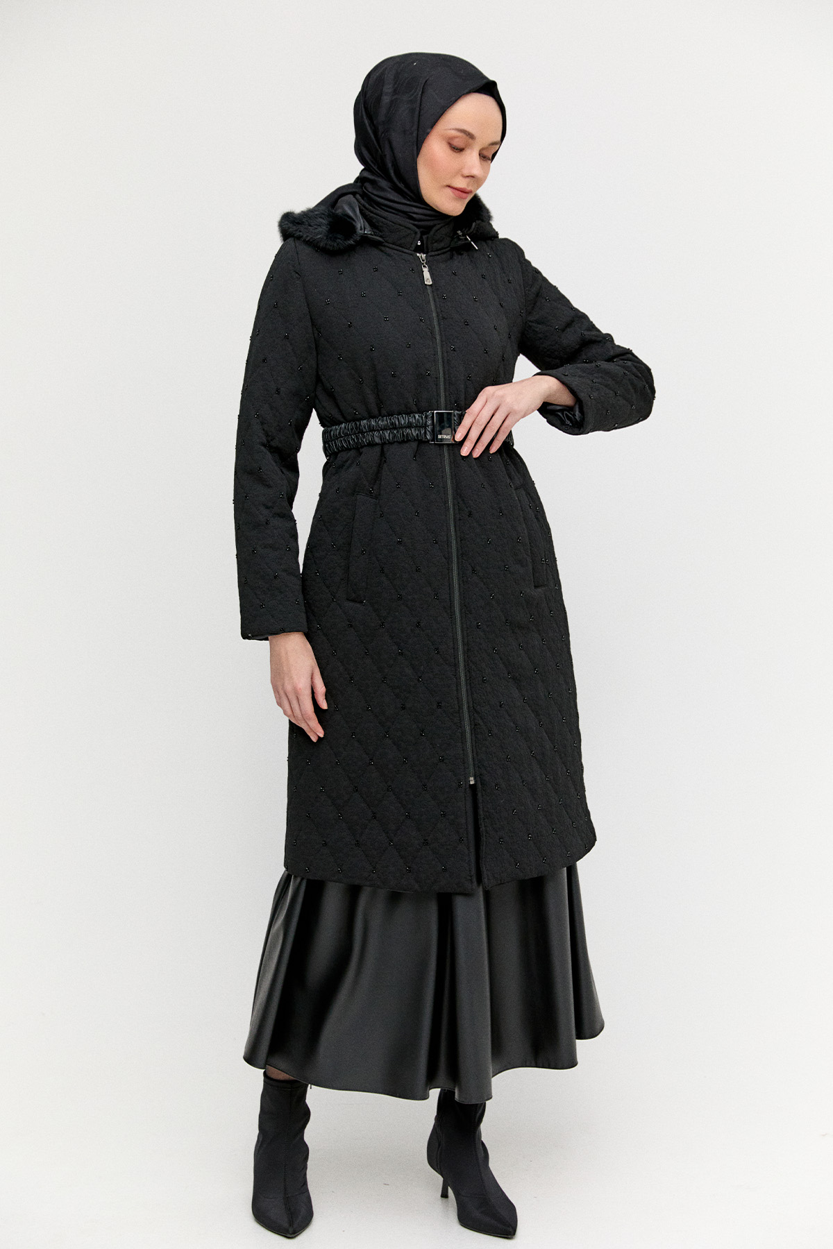 Seyyar Kapüşonlu Taşlı Kaban, Tesettür Giyim