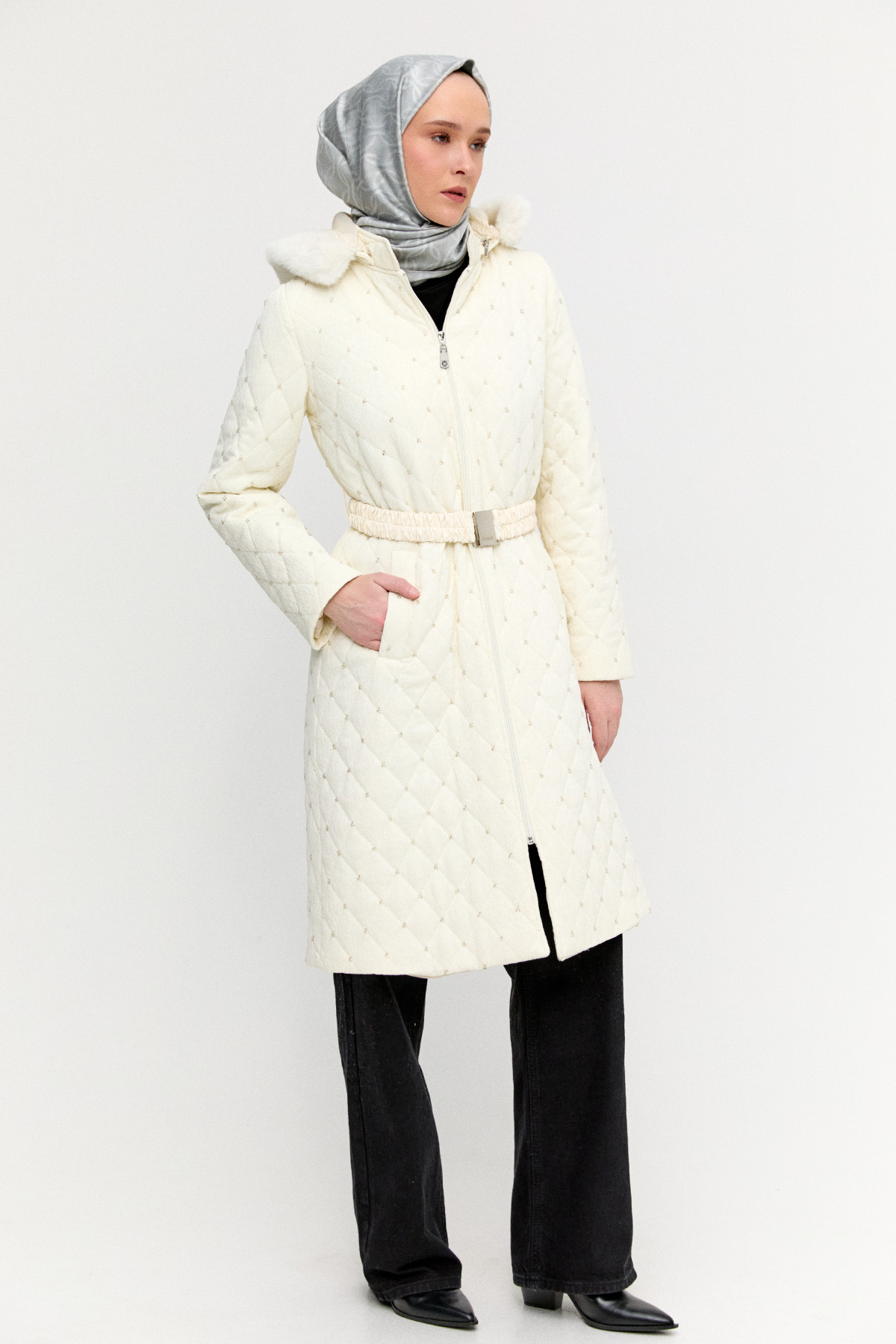 Seyyar Kapüşonlu Taşlı Kaban, Tesettür Giyim