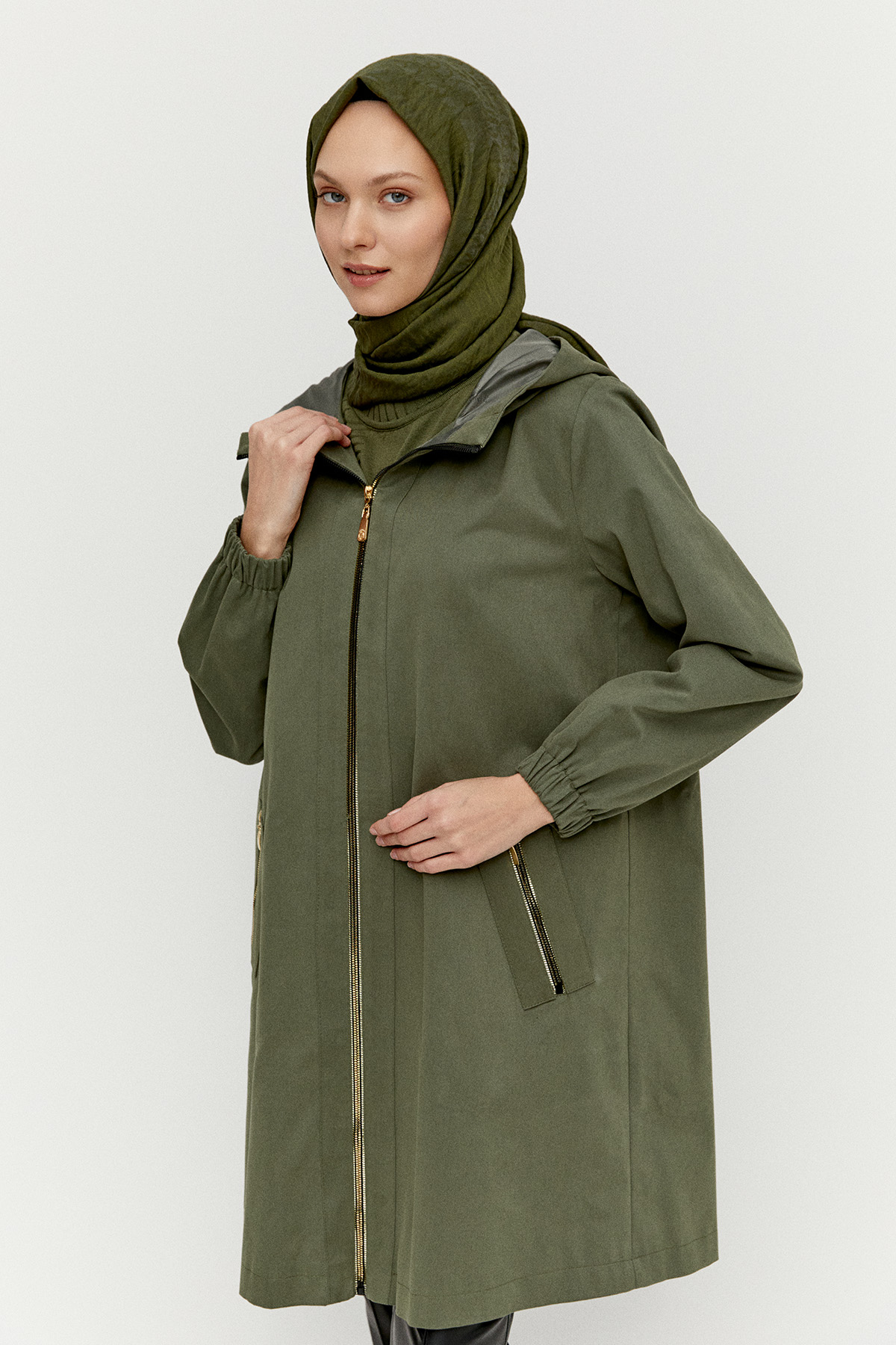 Taş Detaylı Kapüşonlu Pamuk Kap