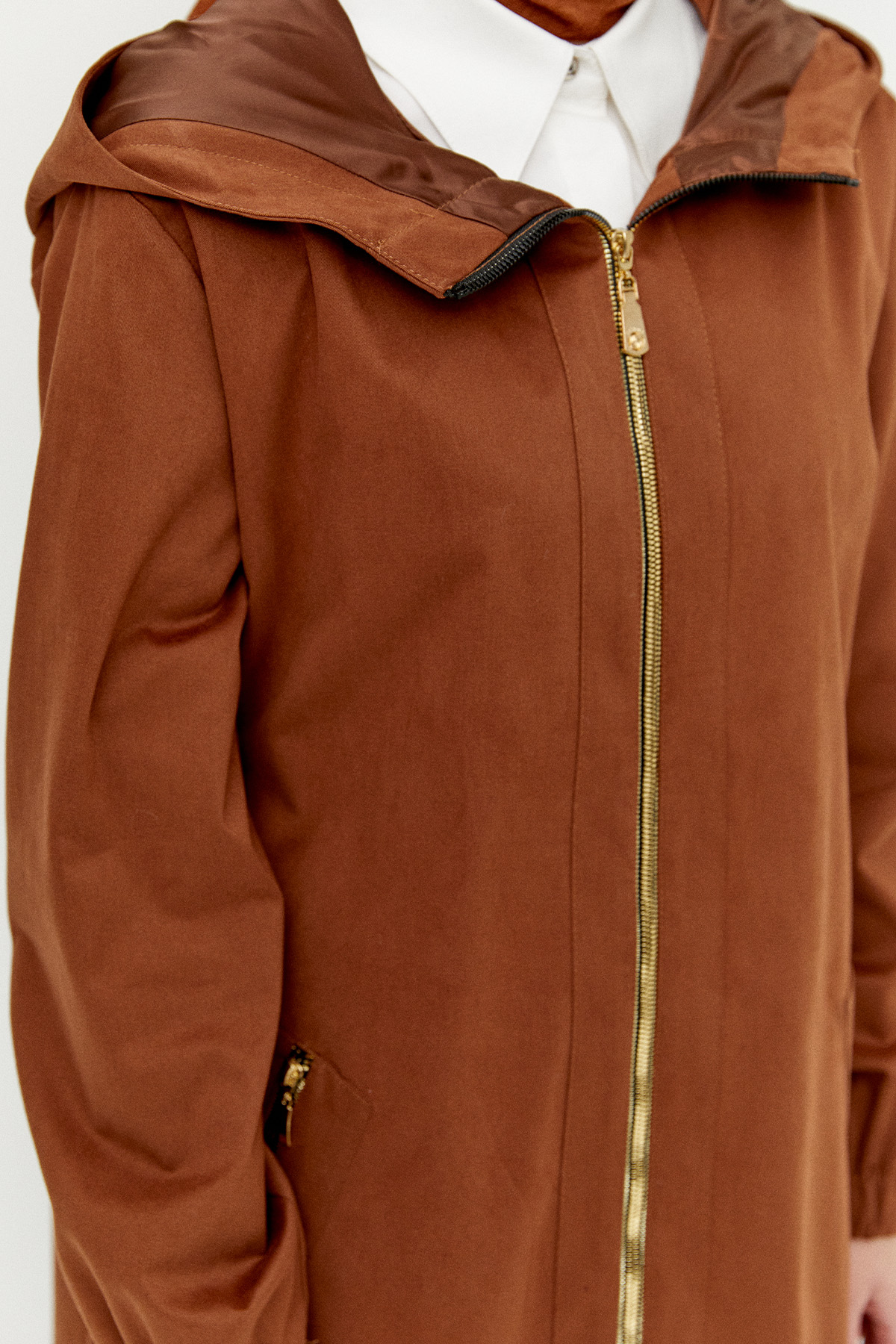 Taş Detaylı Kapüşonlu Pamuk Kap