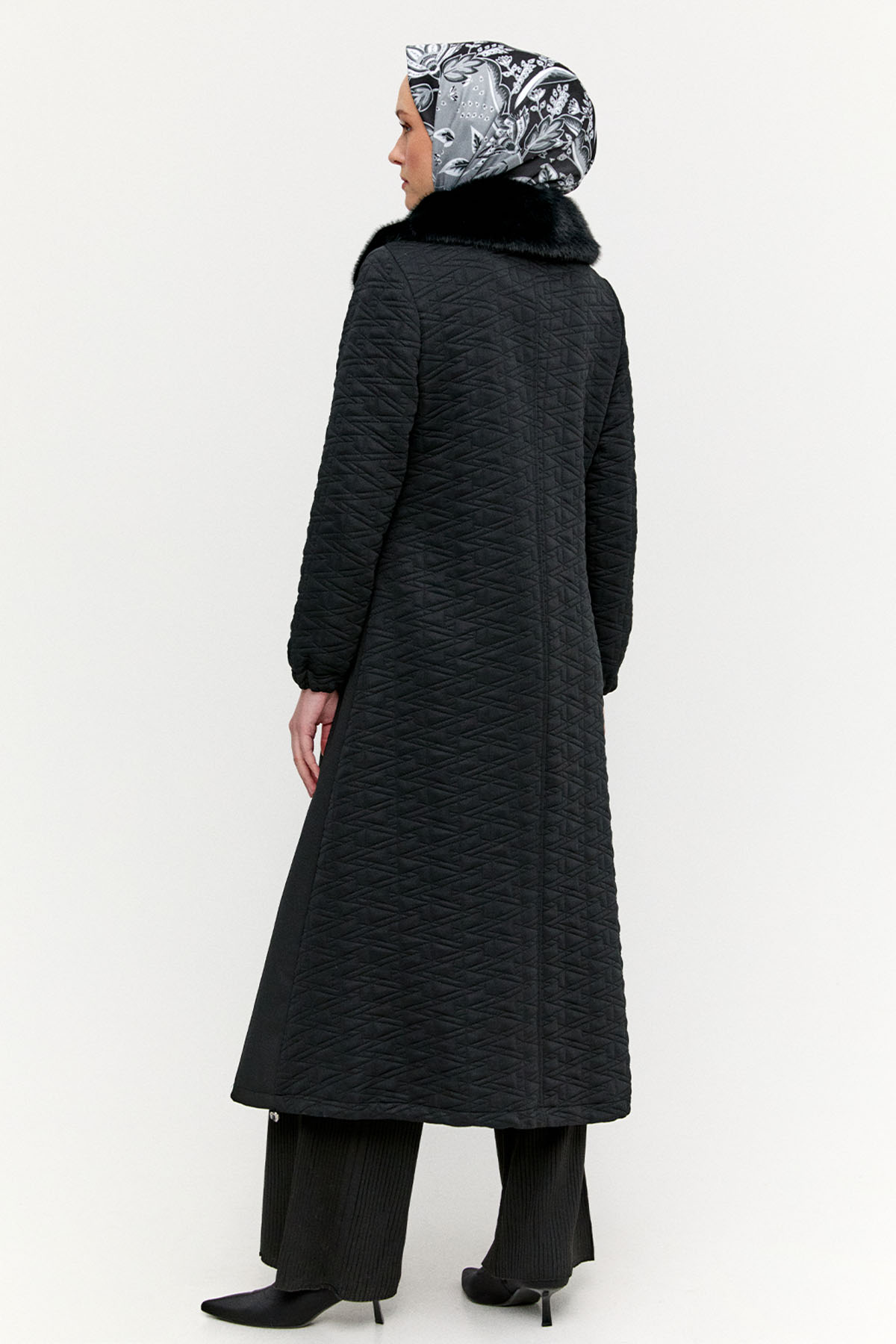 Suni Kürklü Fermuarlı Kap, Tesettür Giyim