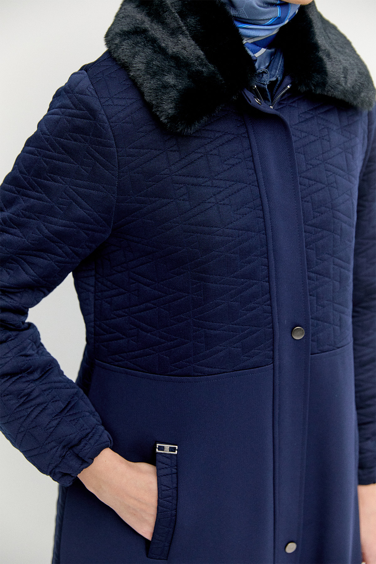 Suni Kürklü Fermuarlı Kap, Tesettür Giyim