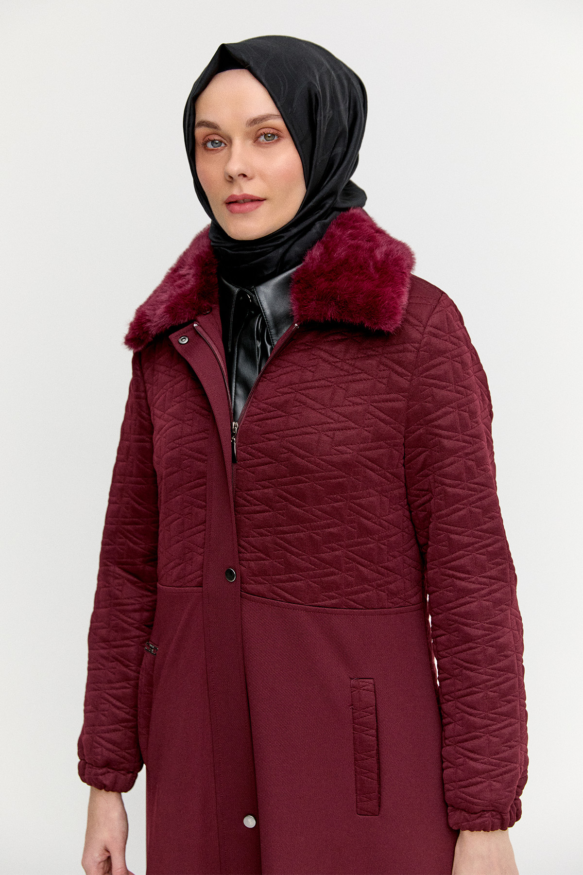 Suni Kürklü Fermuarlı Kap, Tesettür Giyim