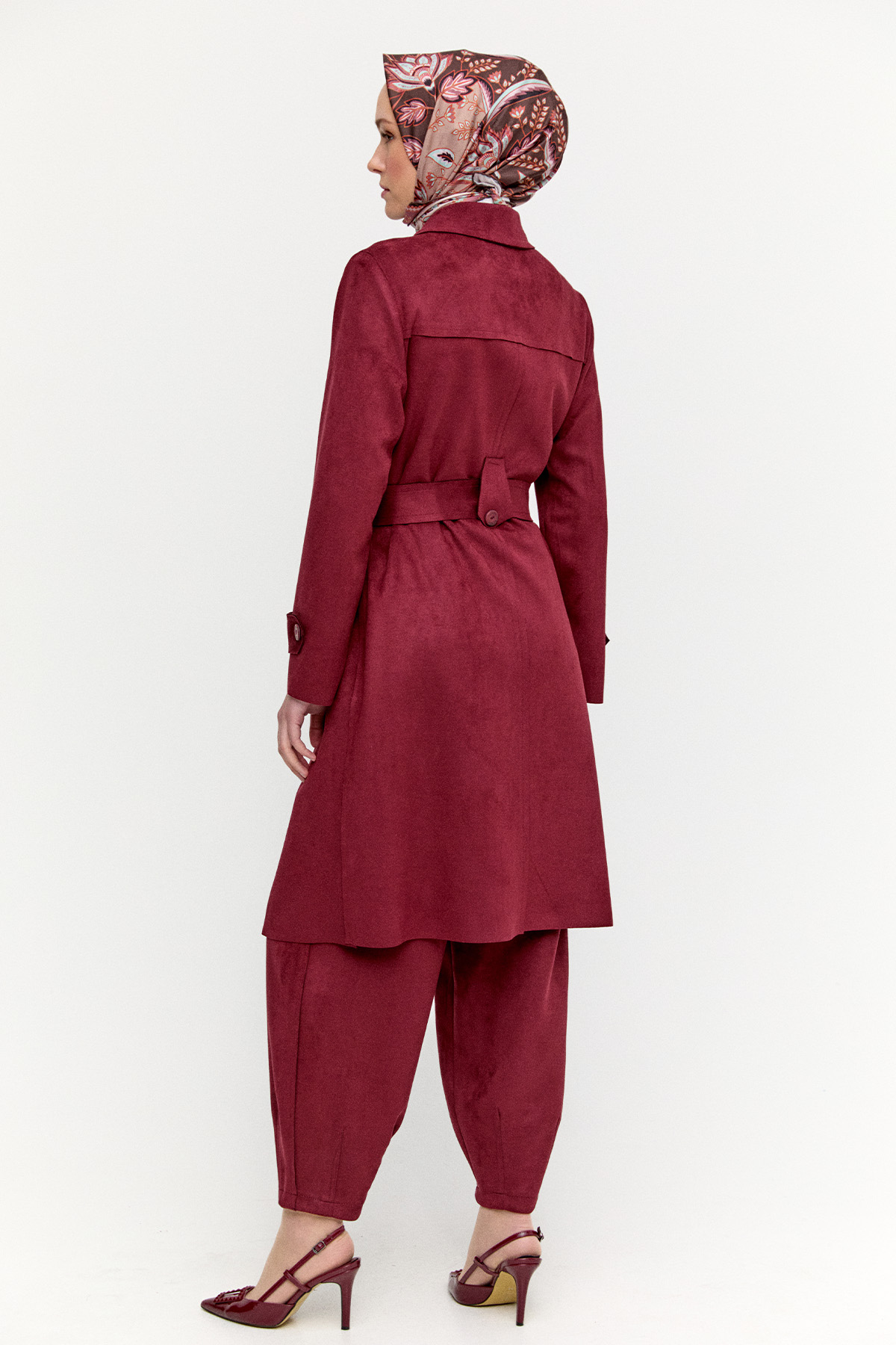 Kuşaklı Süet Görünümlü Kap, Tesettür Giyim